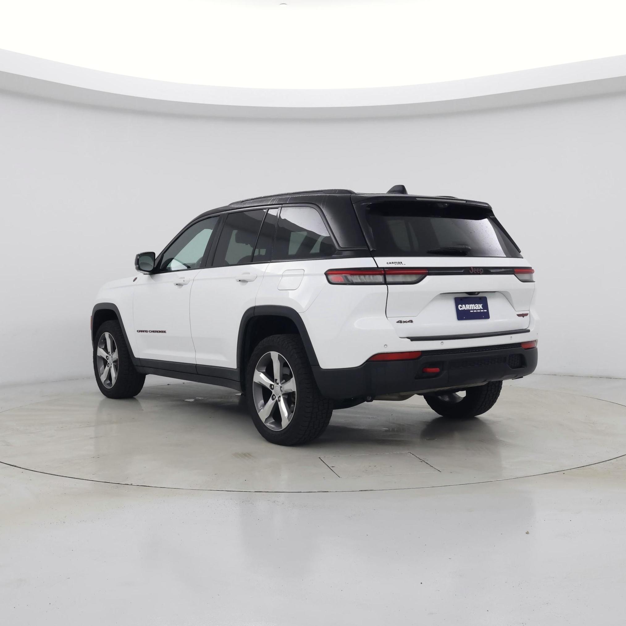 Thumbnail: 2022 Jeep Grand Cherokee - 2