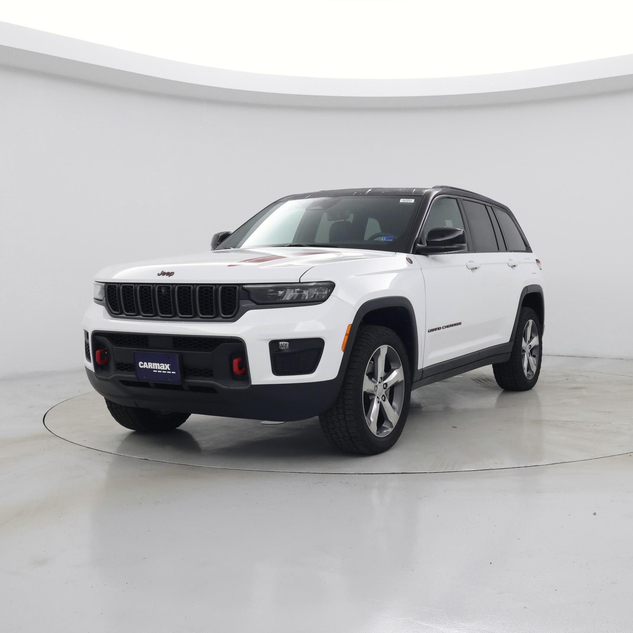 Thumbnail: 2022 Jeep Grand Cherokee - 4