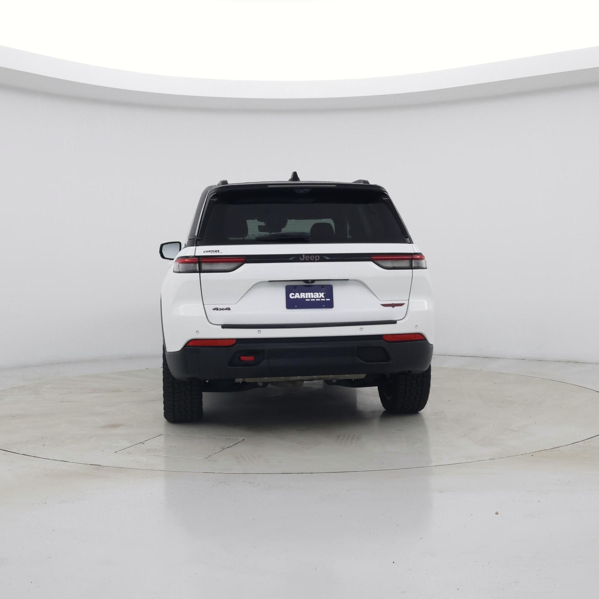 Thumbnail: 2022 Jeep Grand Cherokee - 6