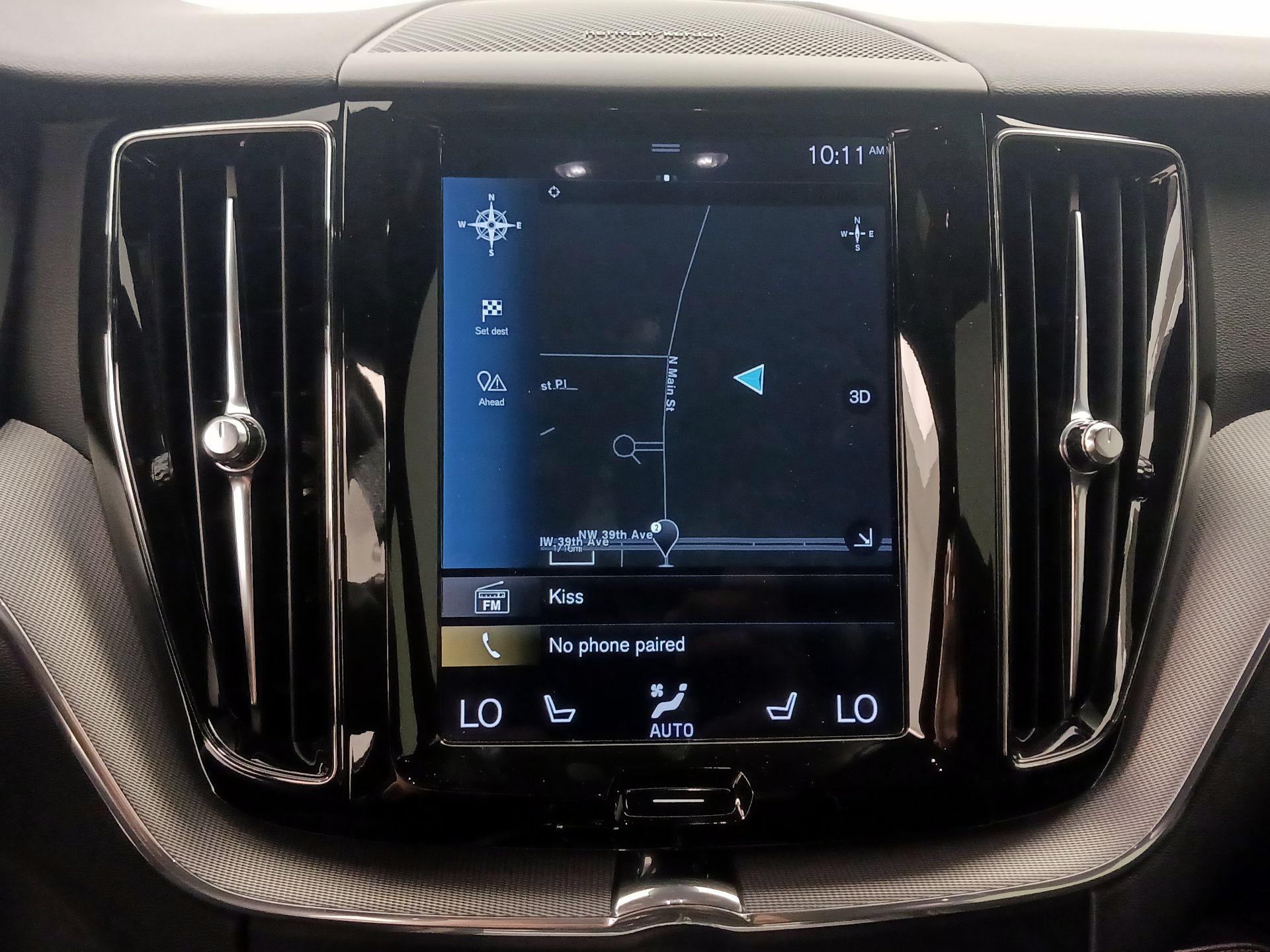 Thumbnail: 2019 Volvo XC60 - 14