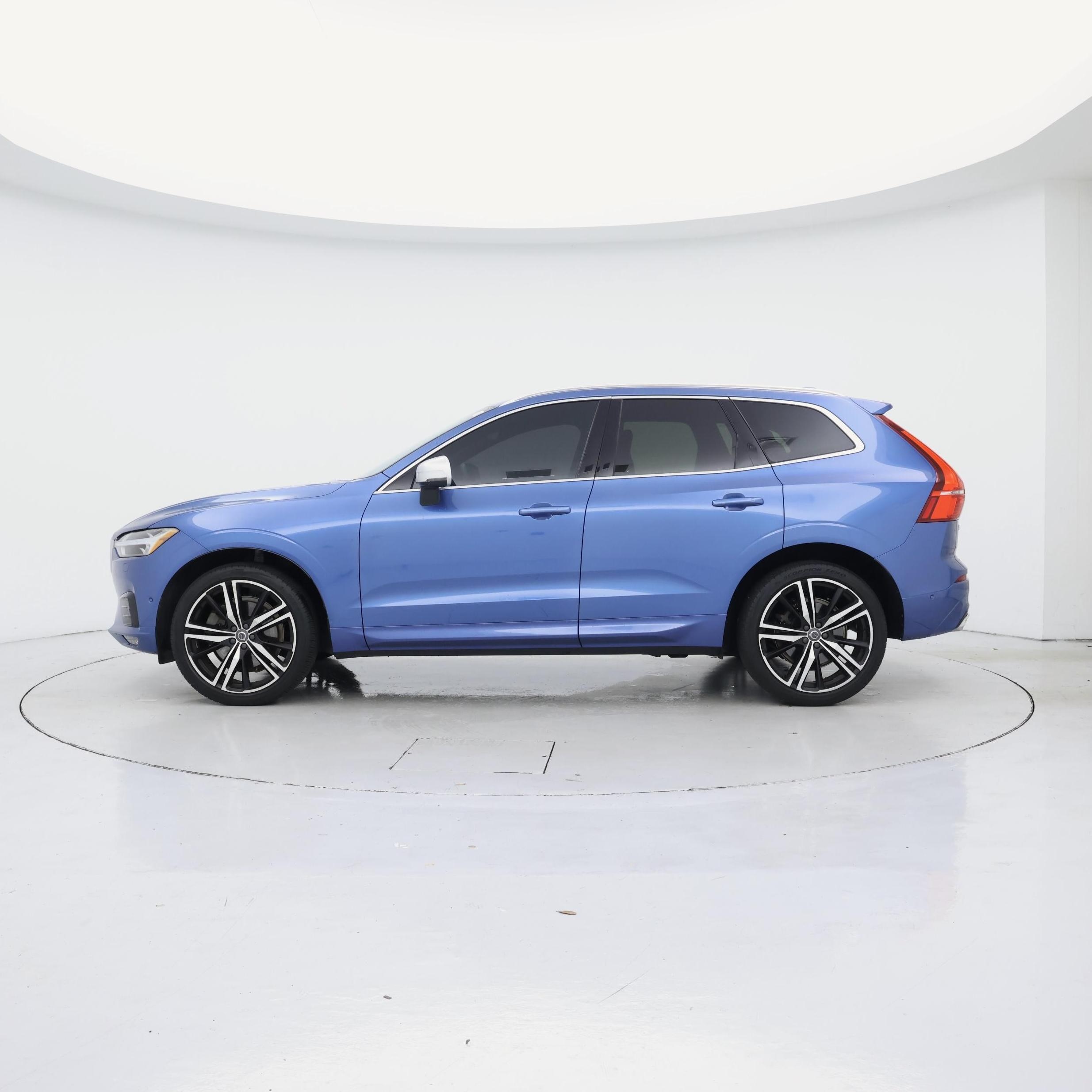 Thumbnail: 2019 Volvo XC60 - 3