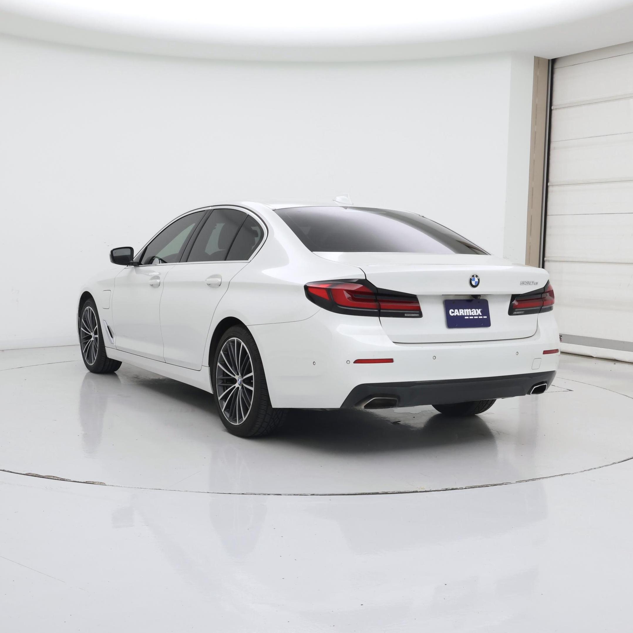 Thumbnail: 2021 BMW 5 Series - 2