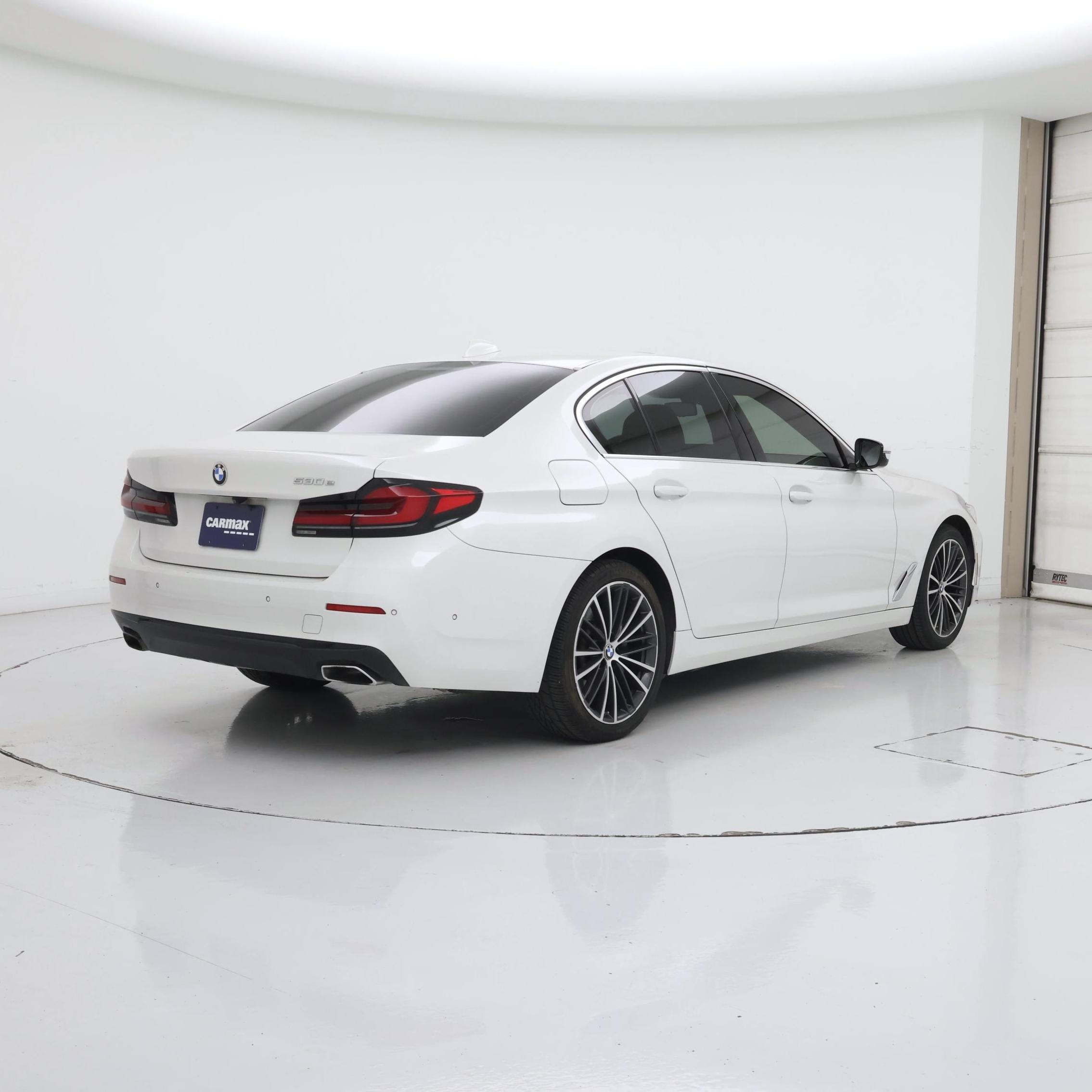 Thumbnail: 2021 BMW 5 Series - 8