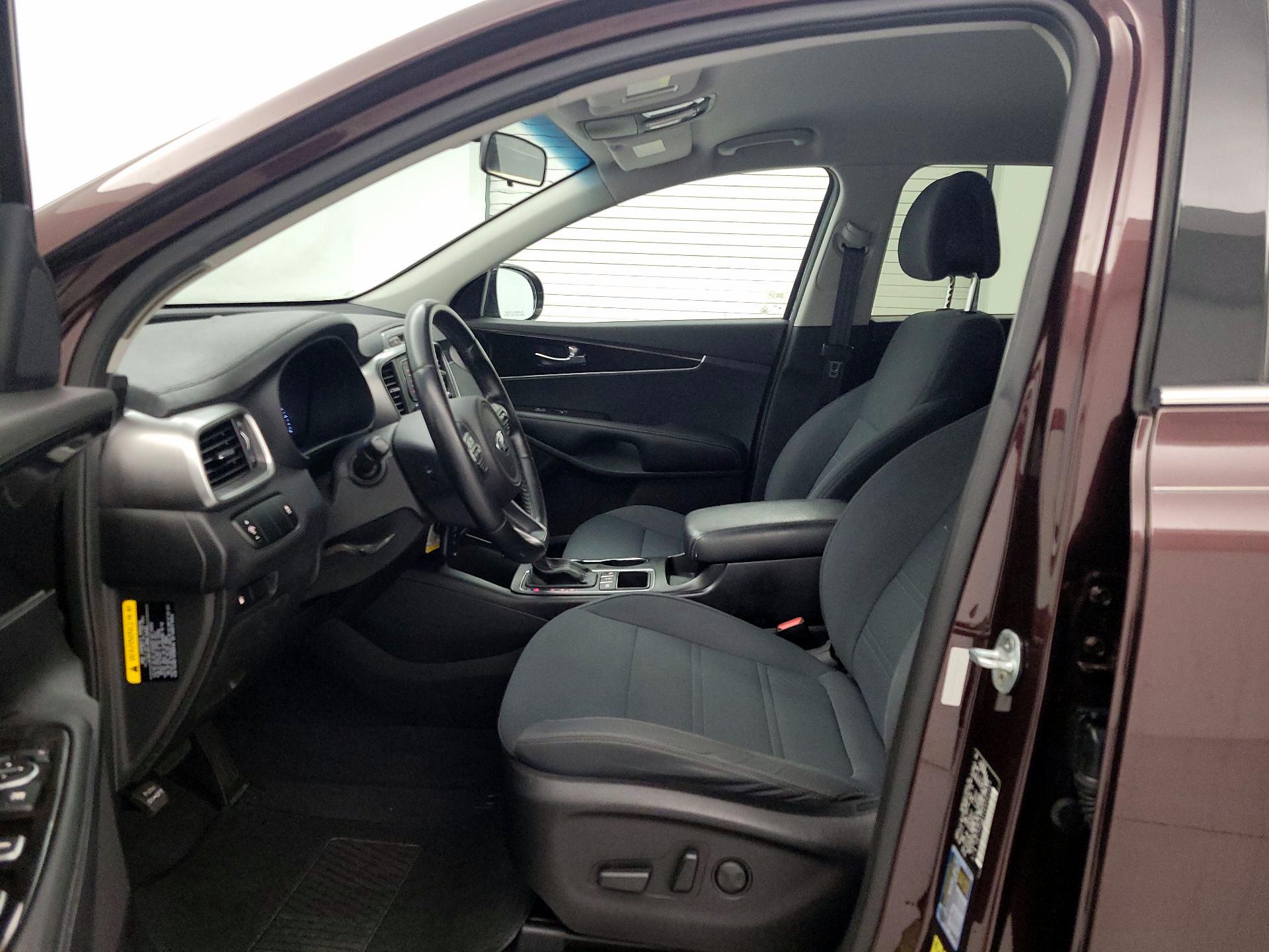 Thumbnail: 2016 Kia Sorento - 11