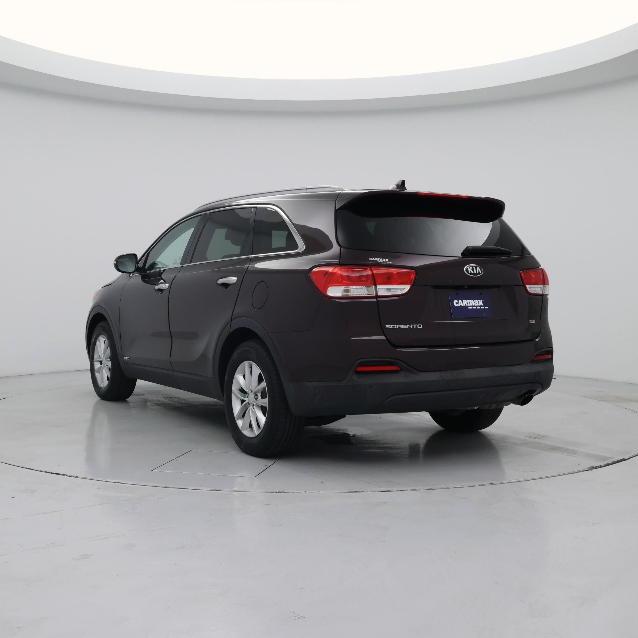 Thumbnail: 2016 Kia Sorento - 2