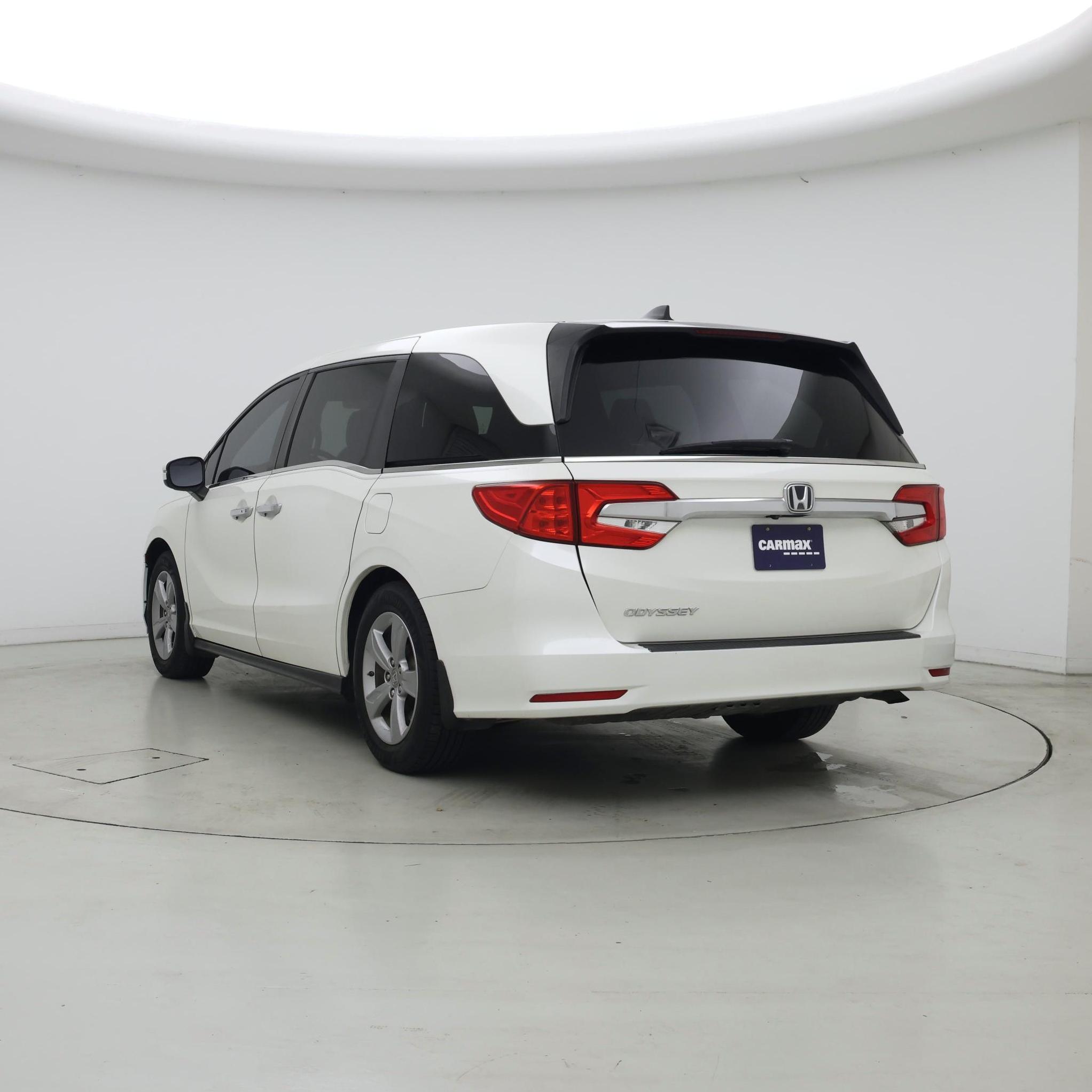 Thumbnail: 2019 Honda Odyssey - 2