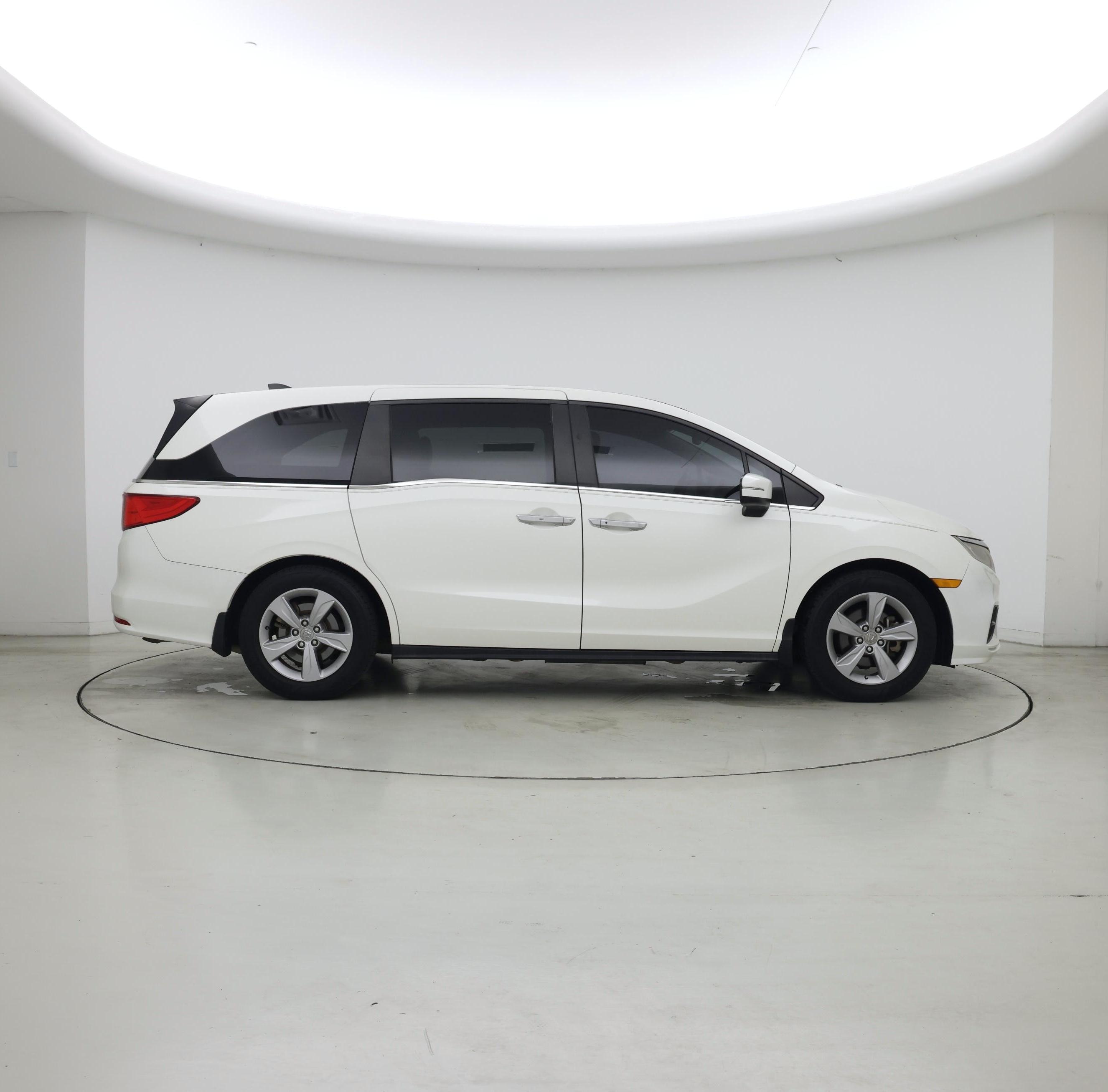 Thumbnail: 2019 Honda Odyssey - 7