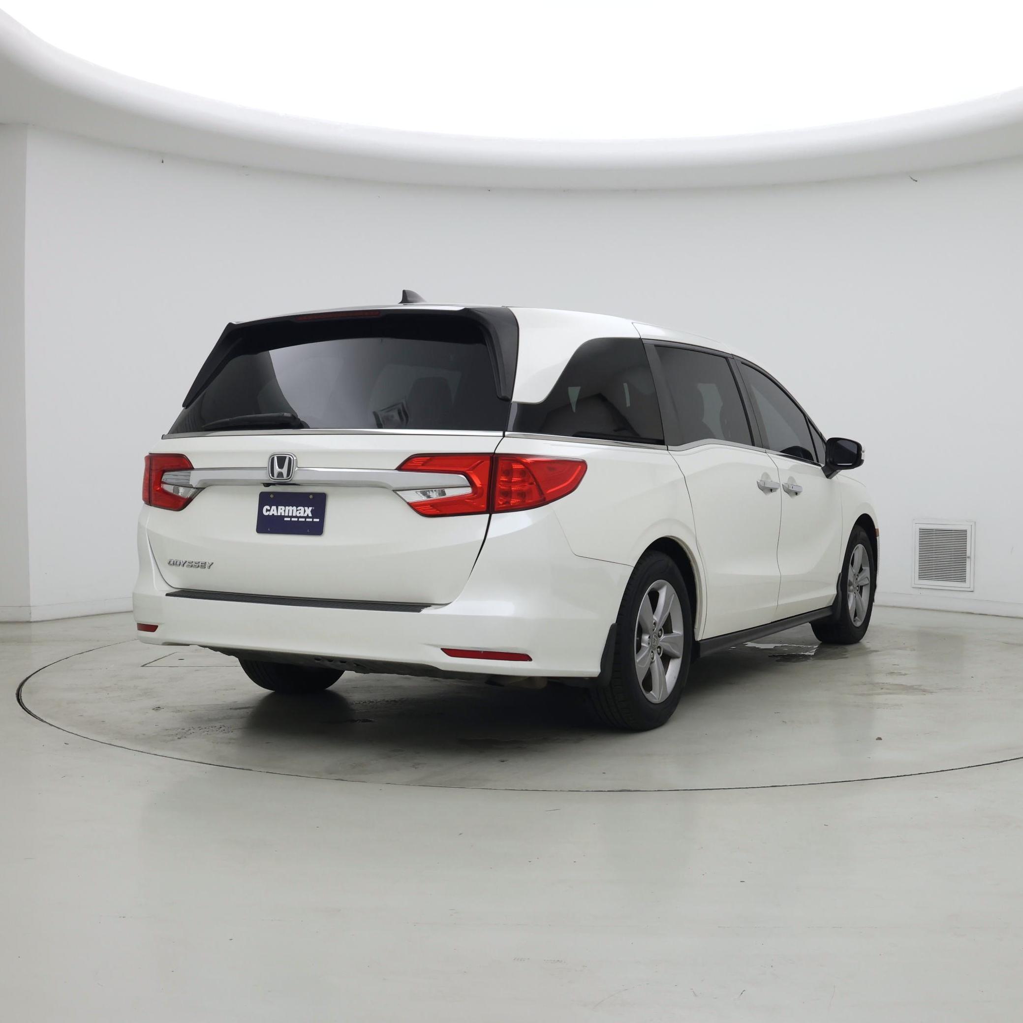 Thumbnail: 2019 Honda Odyssey - 8