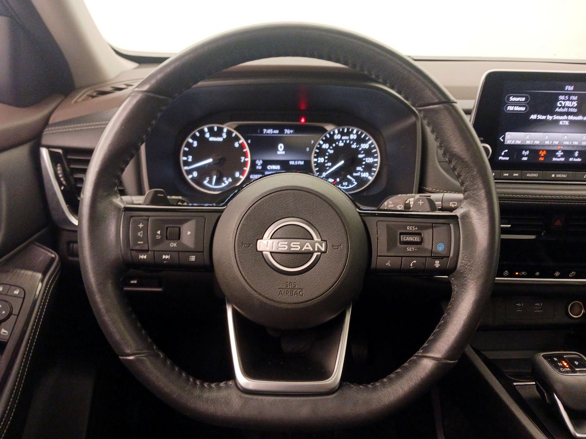 Thumbnail: 2022 Nissan Rogue - 10