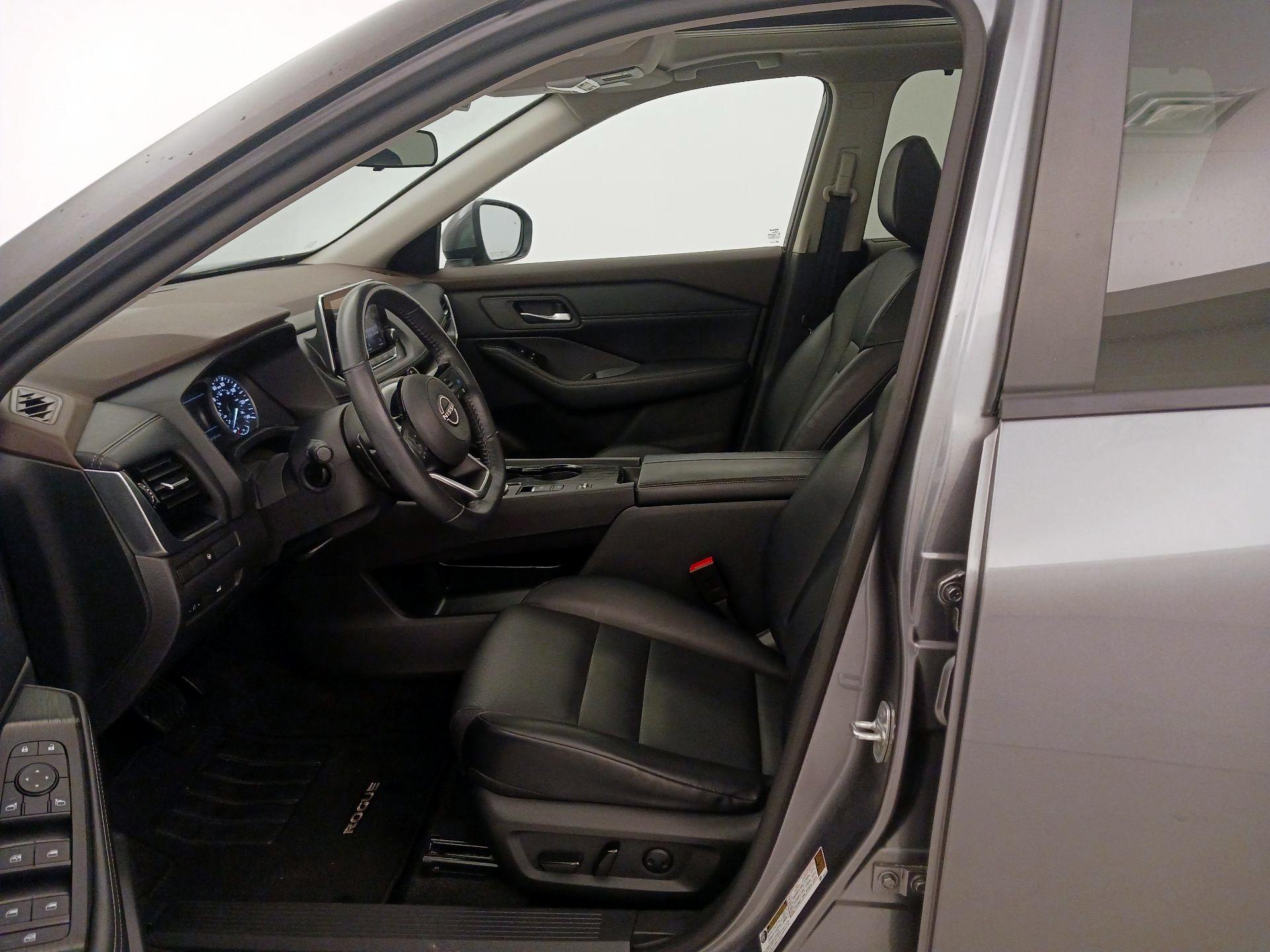 Thumbnail: 2022 Nissan Rogue - 11