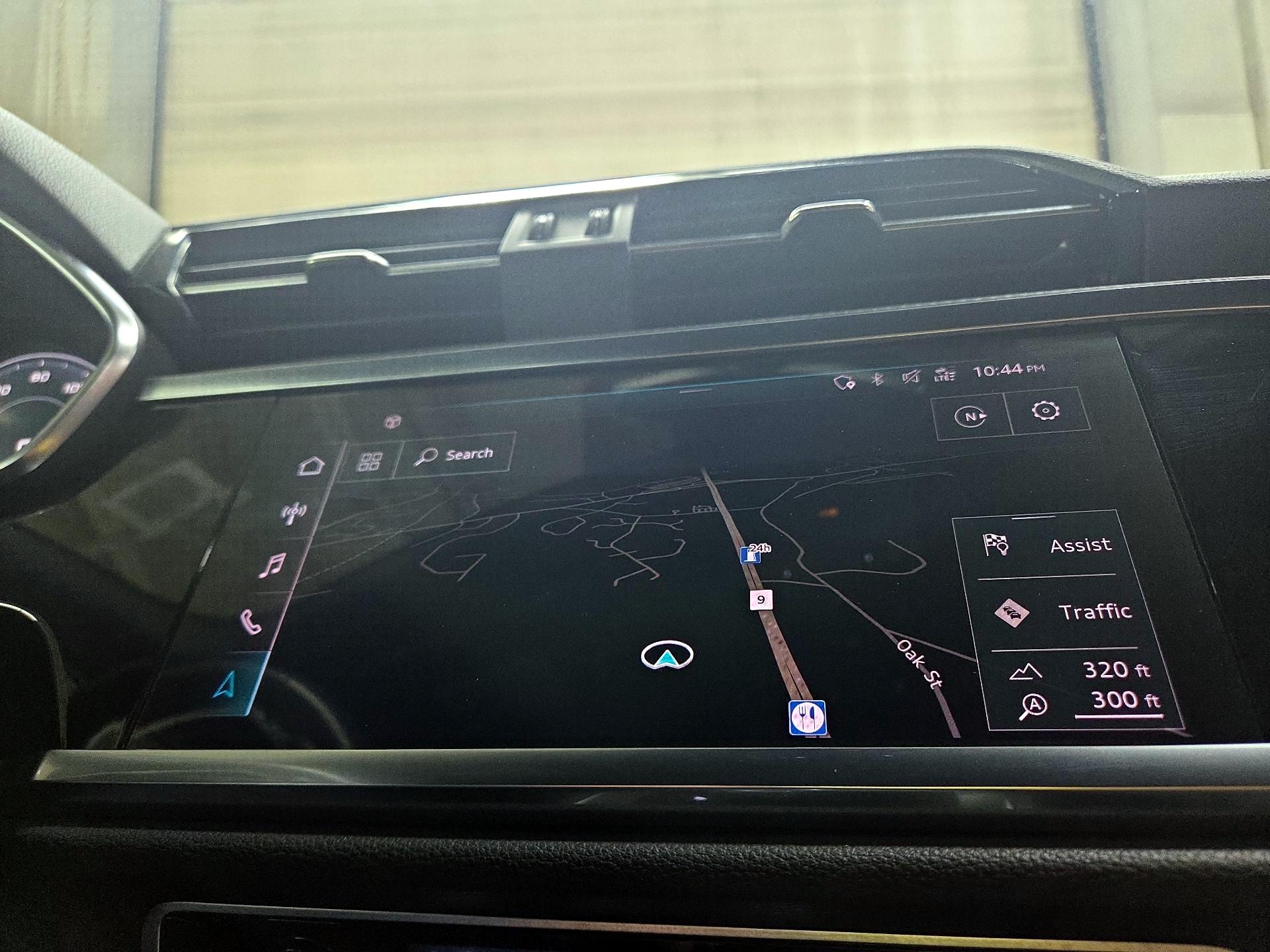 Thumbnail: 2020 Audi Q3 - 13
