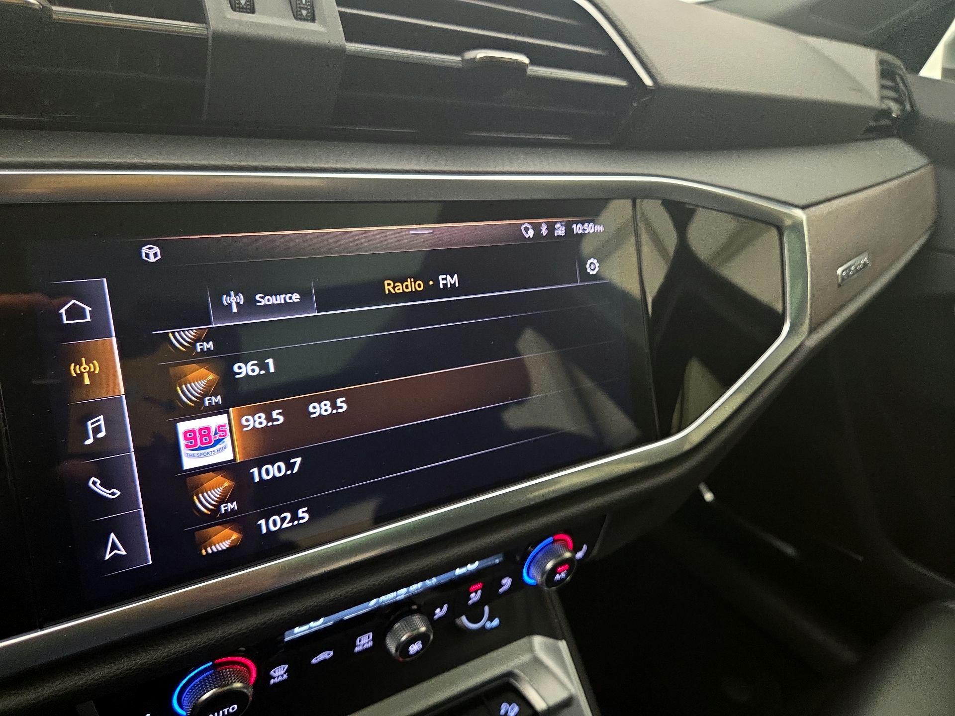 Thumbnail: 2020 Audi Q3 - 15