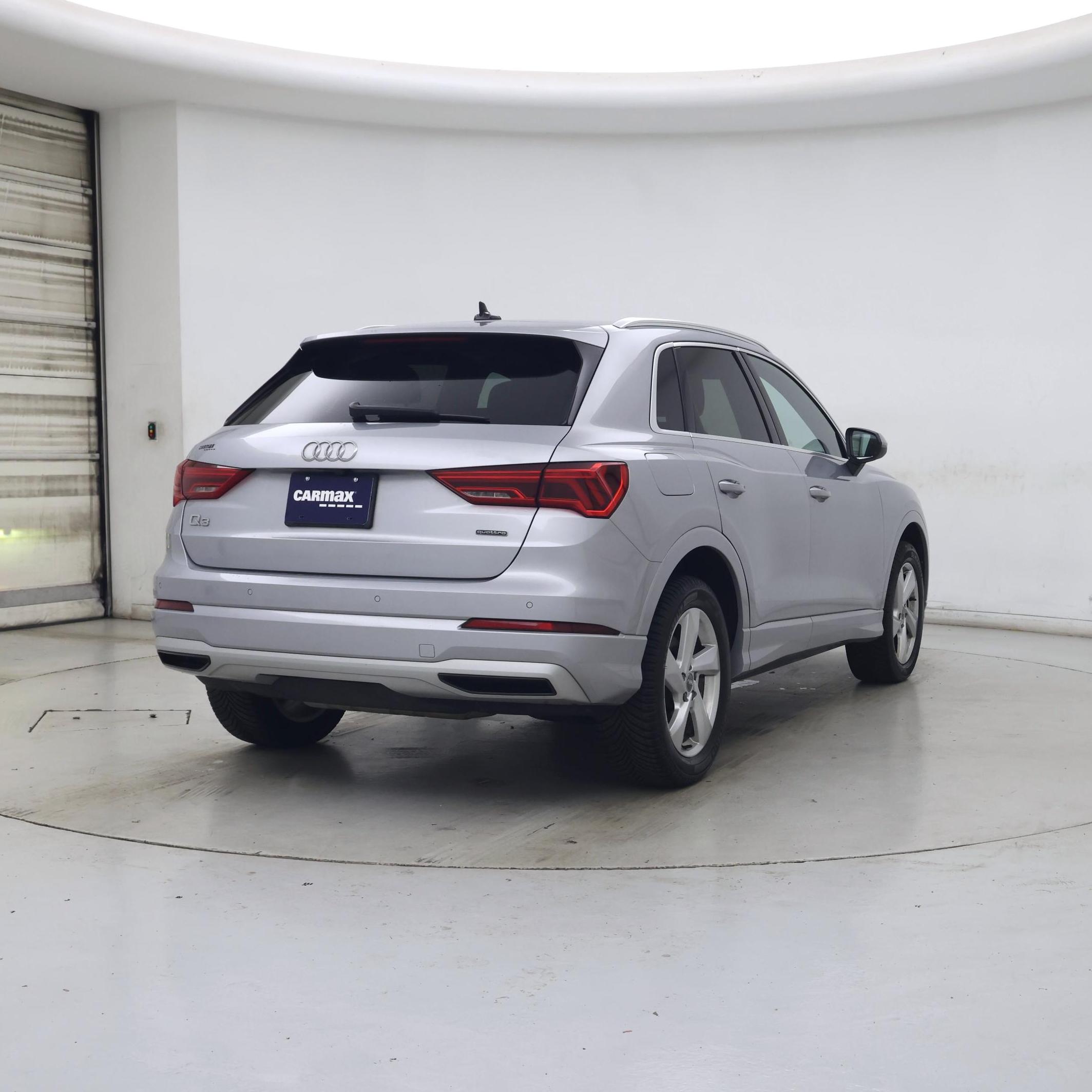 Thumbnail: 2020 Audi Q3 - 8