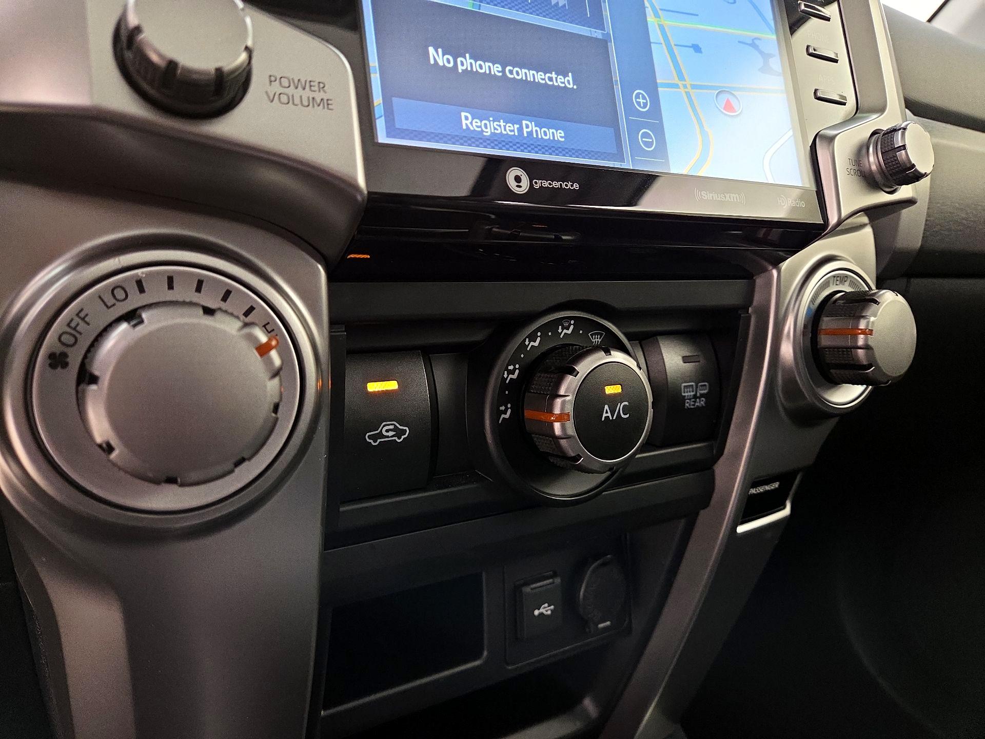 Thumbnail: 2024 Toyota 4Runner - 17