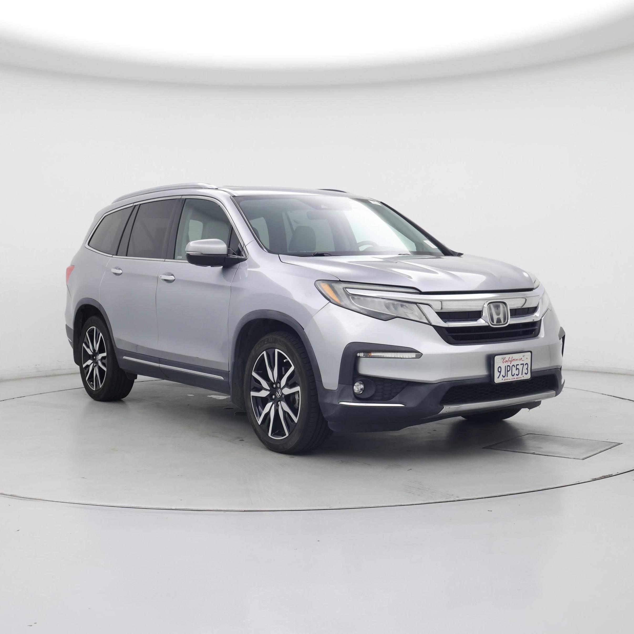 Silver 2019 Honda Pilot Touring FWD SUV / Crossover Front-Wheel Drive Automatic