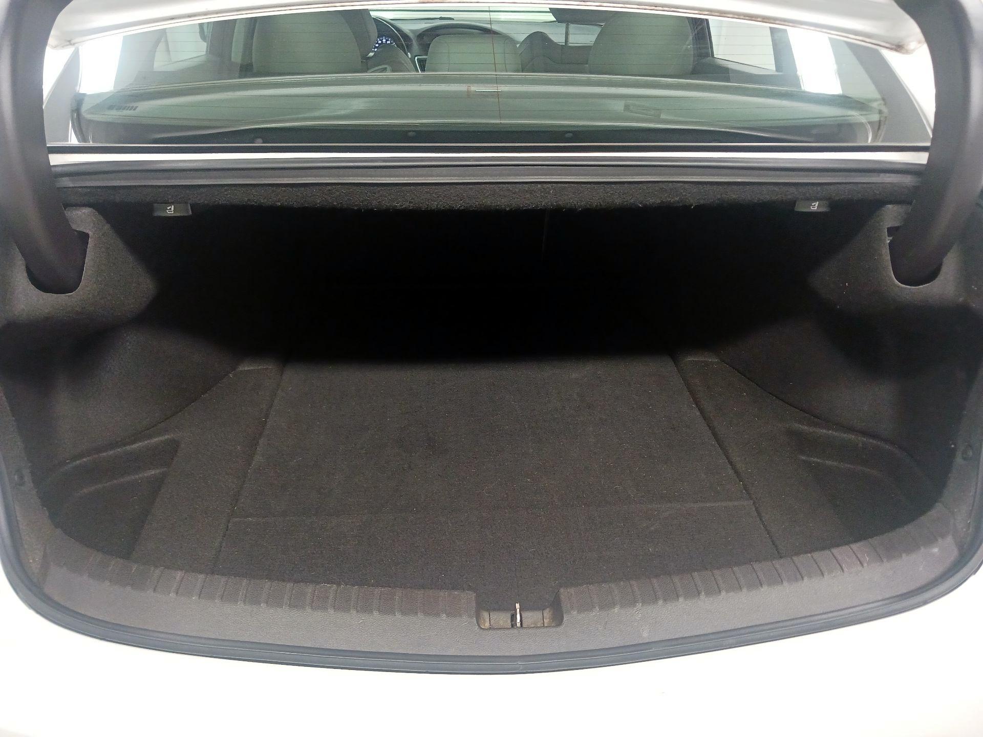 Thumbnail: 2015 Acura TLX - 17
