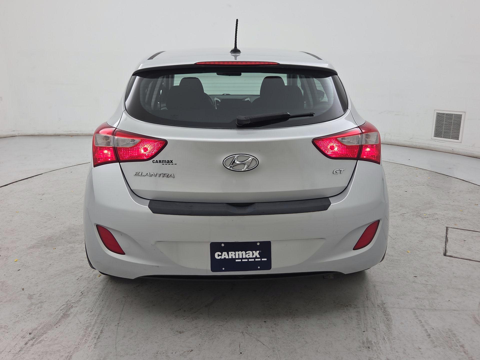 Thumbnail: 2016 Hyundai Elantra - 6