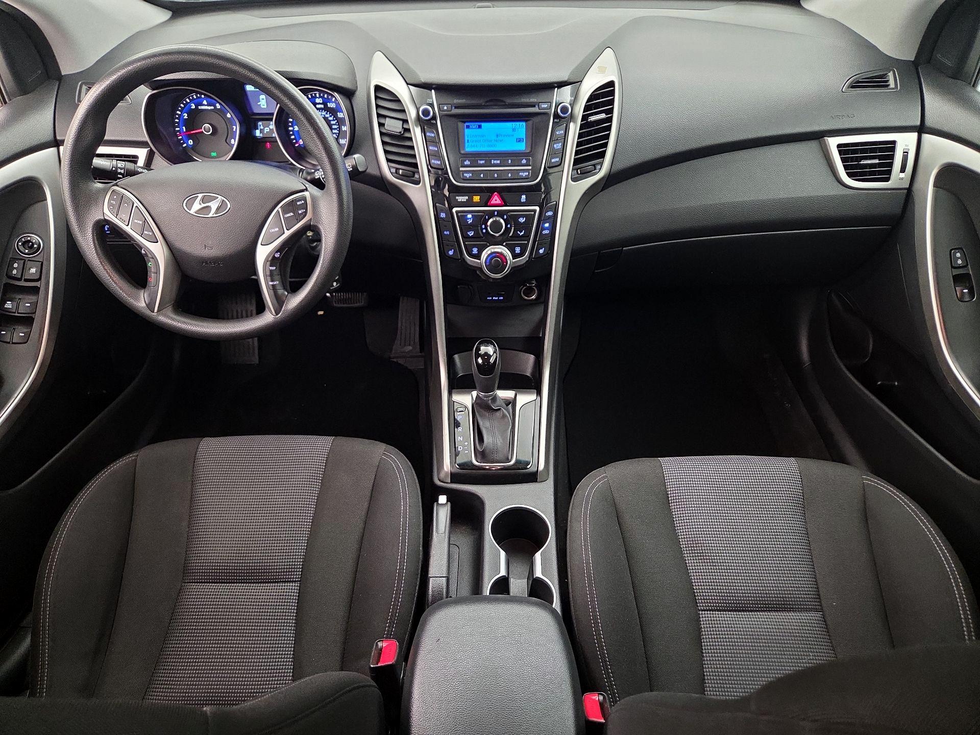 Thumbnail: 2016 Hyundai Elantra - 8