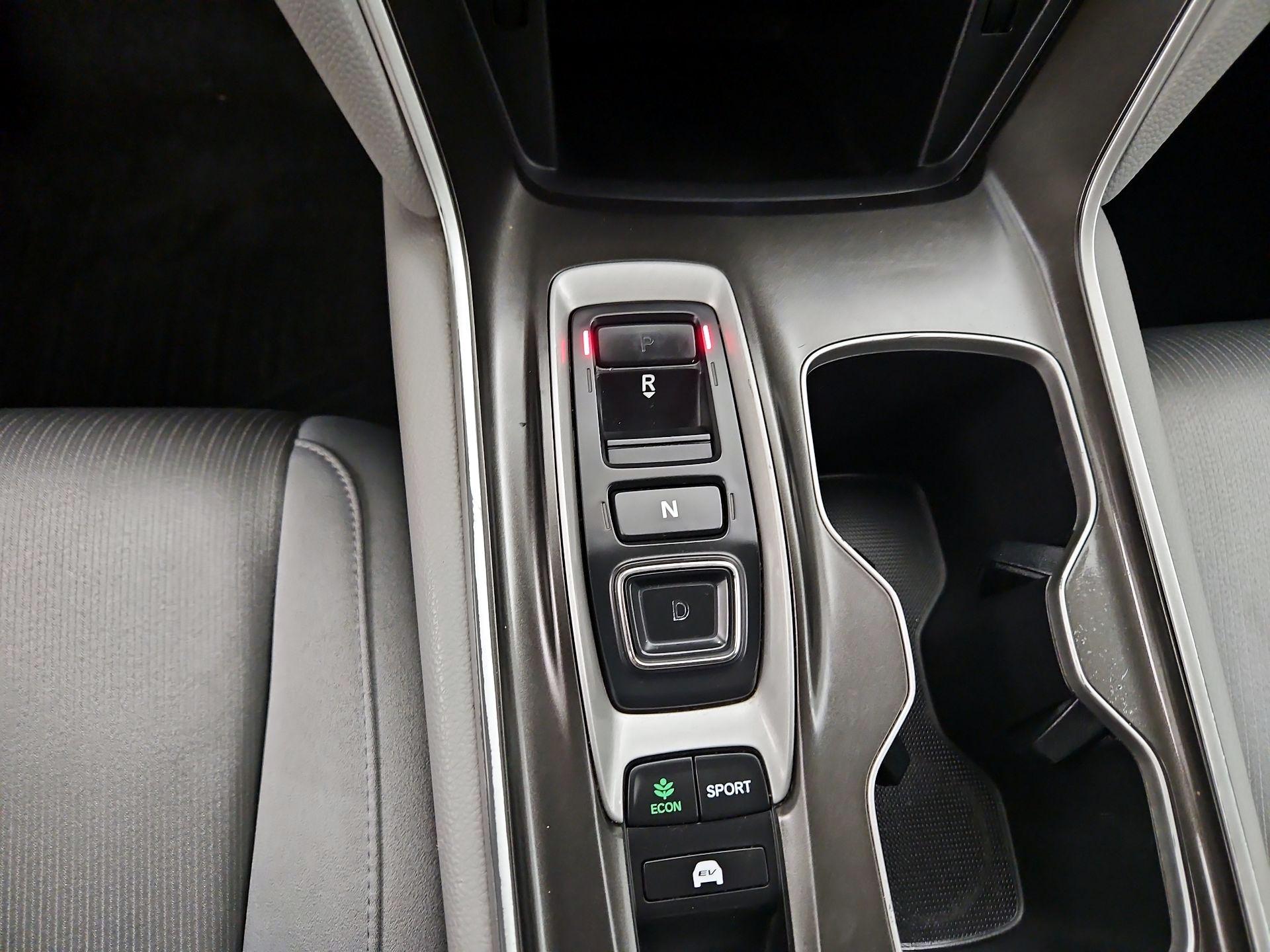 Thumbnail: 2018 Honda Accord - 17