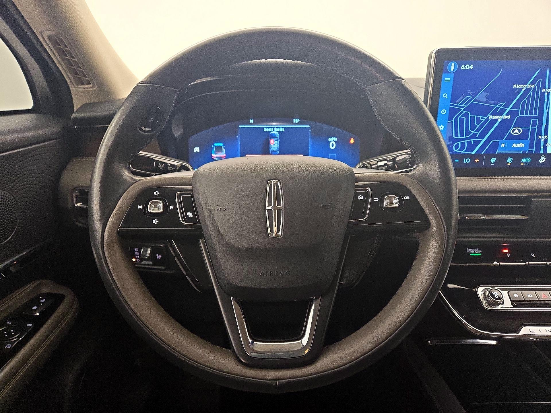 Thumbnail: 2023 Lincoln Corsair - 10
