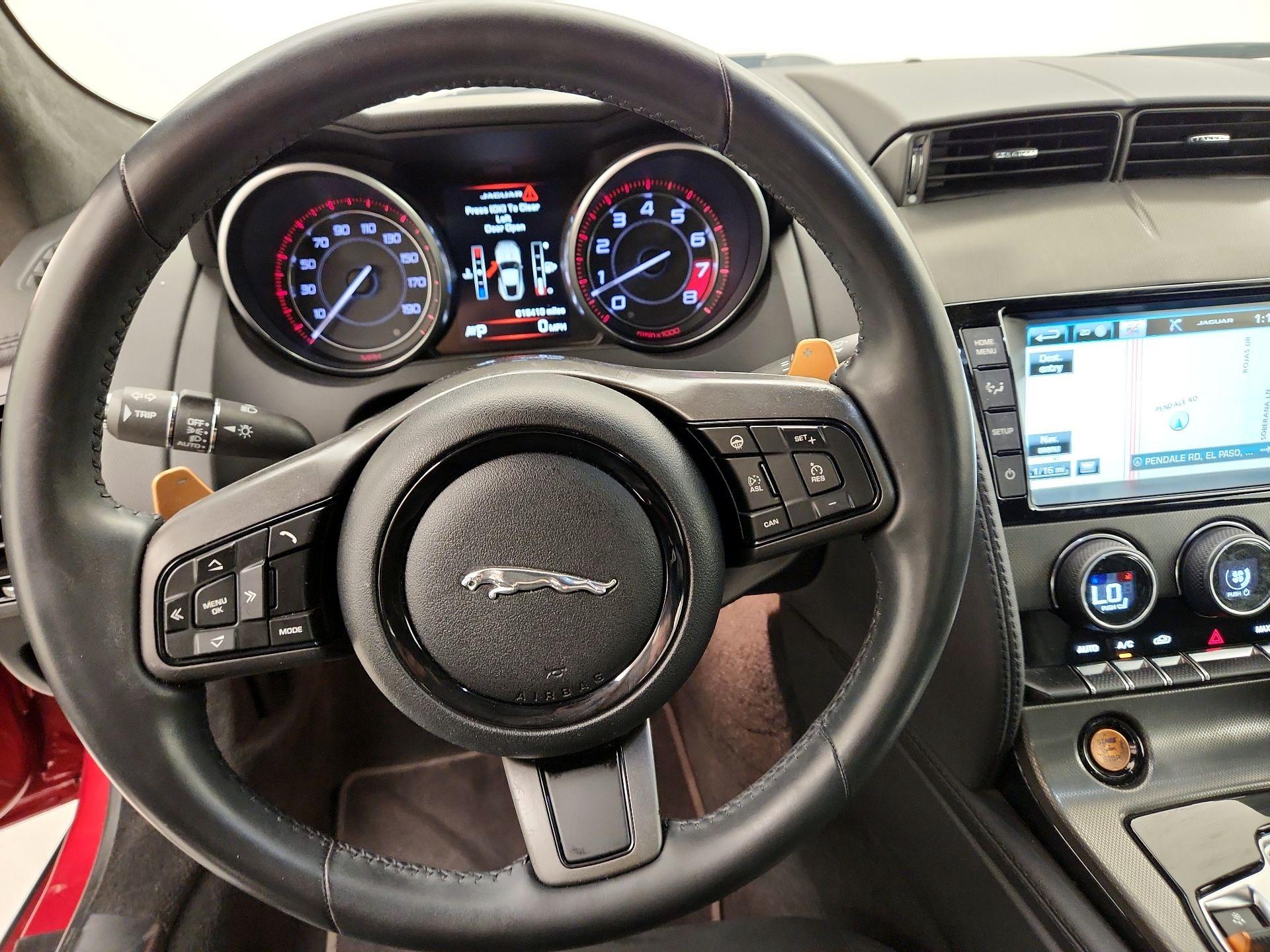 Thumbnail: 2015 Jaguar F-Type - 10