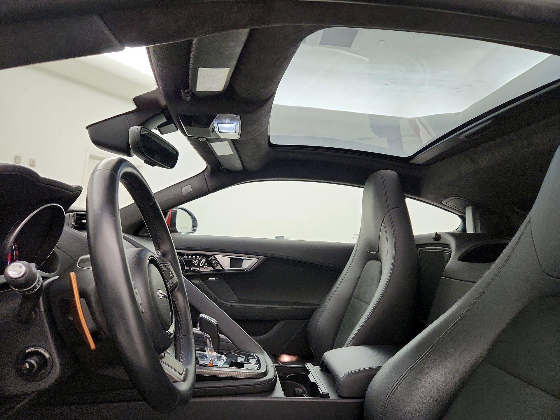 Thumbnail: 2015 Jaguar F-Type - 19