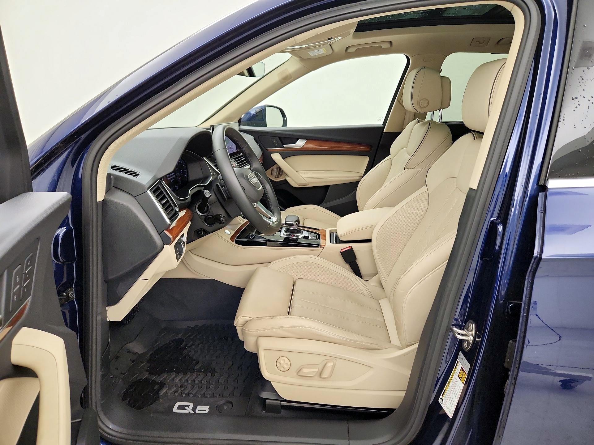 Thumbnail: 2022 Audi Q5 - 11