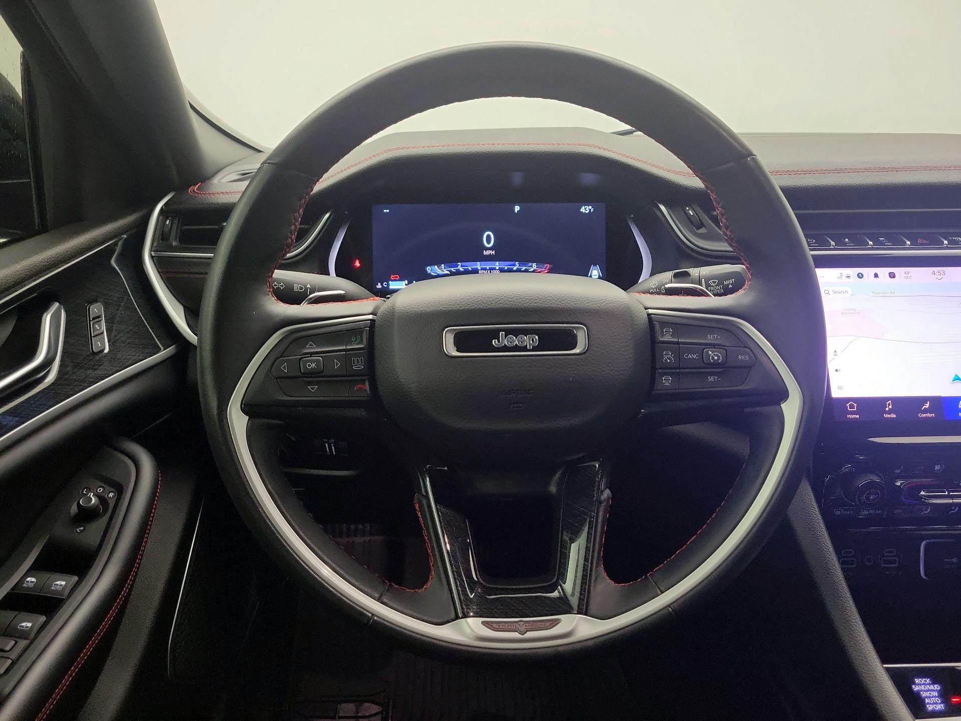 Thumbnail: 2022 Jeep Grand Cherokee - 10