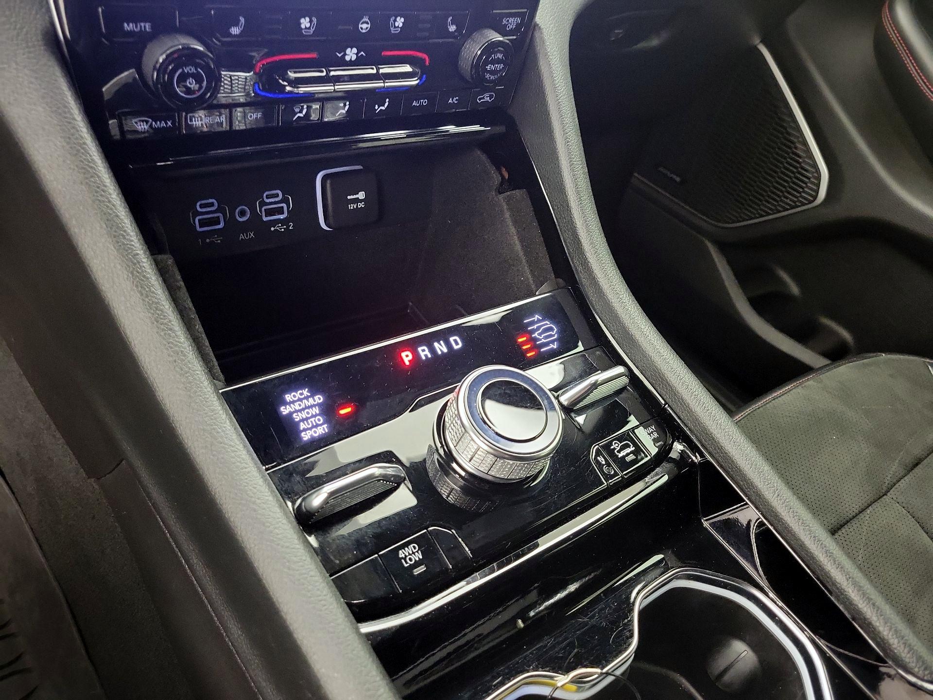 Thumbnail: 2022 Jeep Grand Cherokee - 18