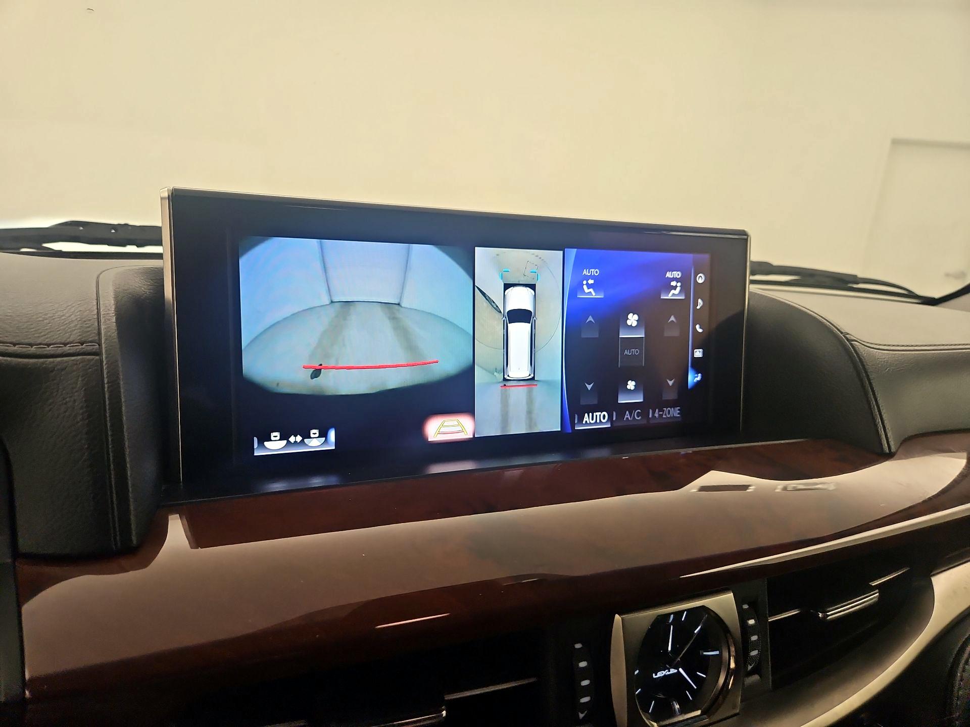 Thumbnail: 2016 Lexus LX - 13