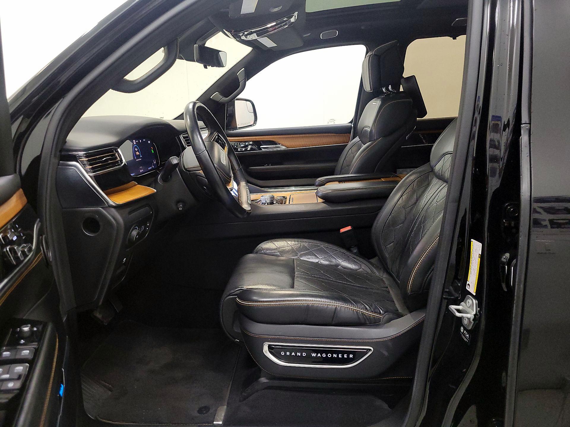 Thumbnail: 2022 Jeep Grand Wagoneer - 11