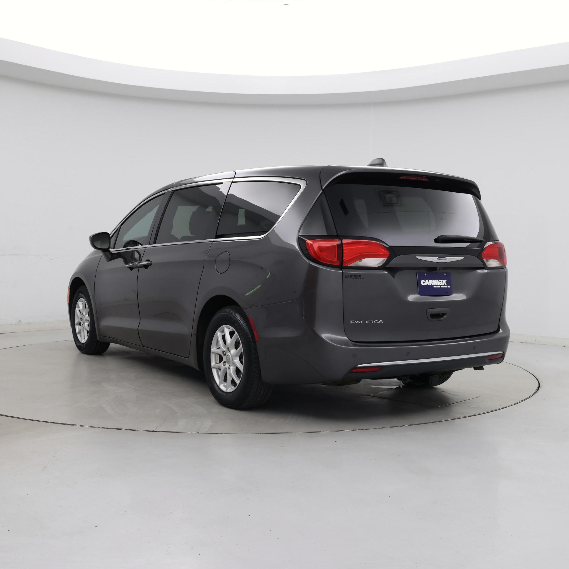 Thumbnail: 2020 Chrysler Pacifica - 2