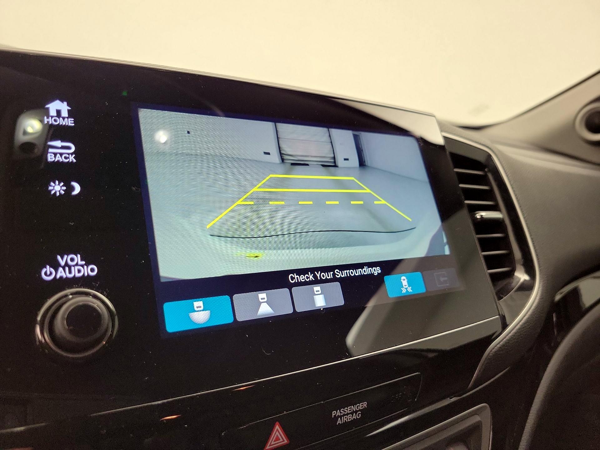 Thumbnail: 2019 Honda Pilot - 15
