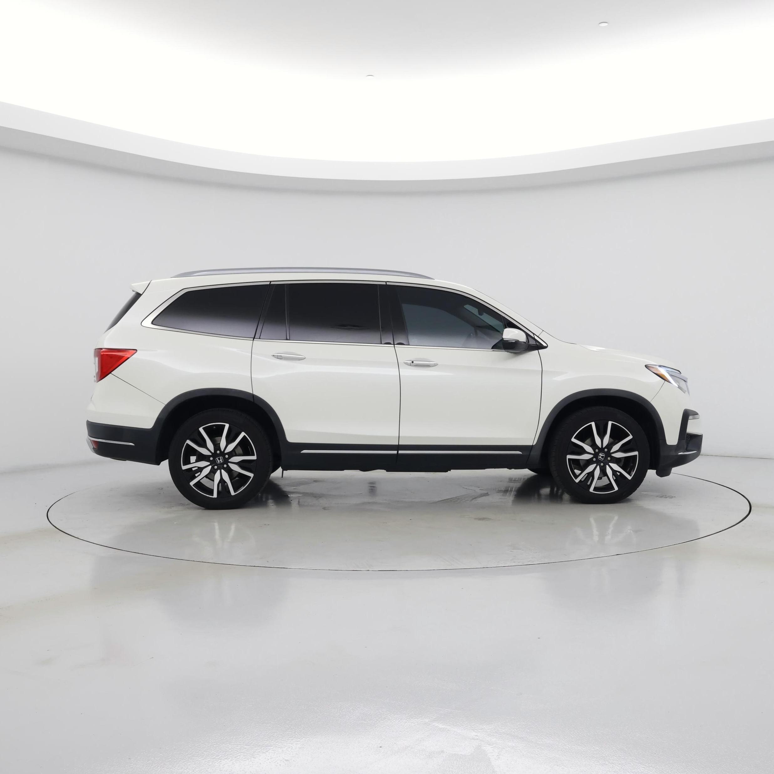 Thumbnail: 2019 Honda Pilot - 7