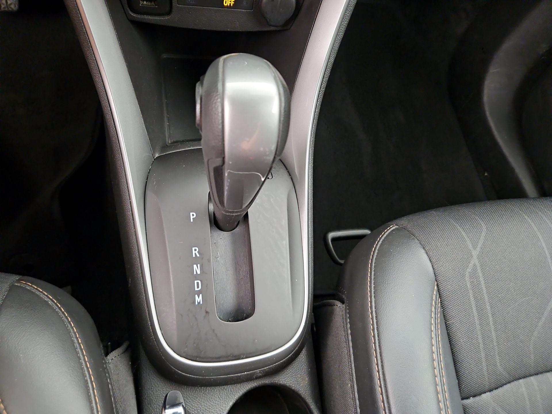 Thumbnail: 2019 Chevrolet Trax - 17