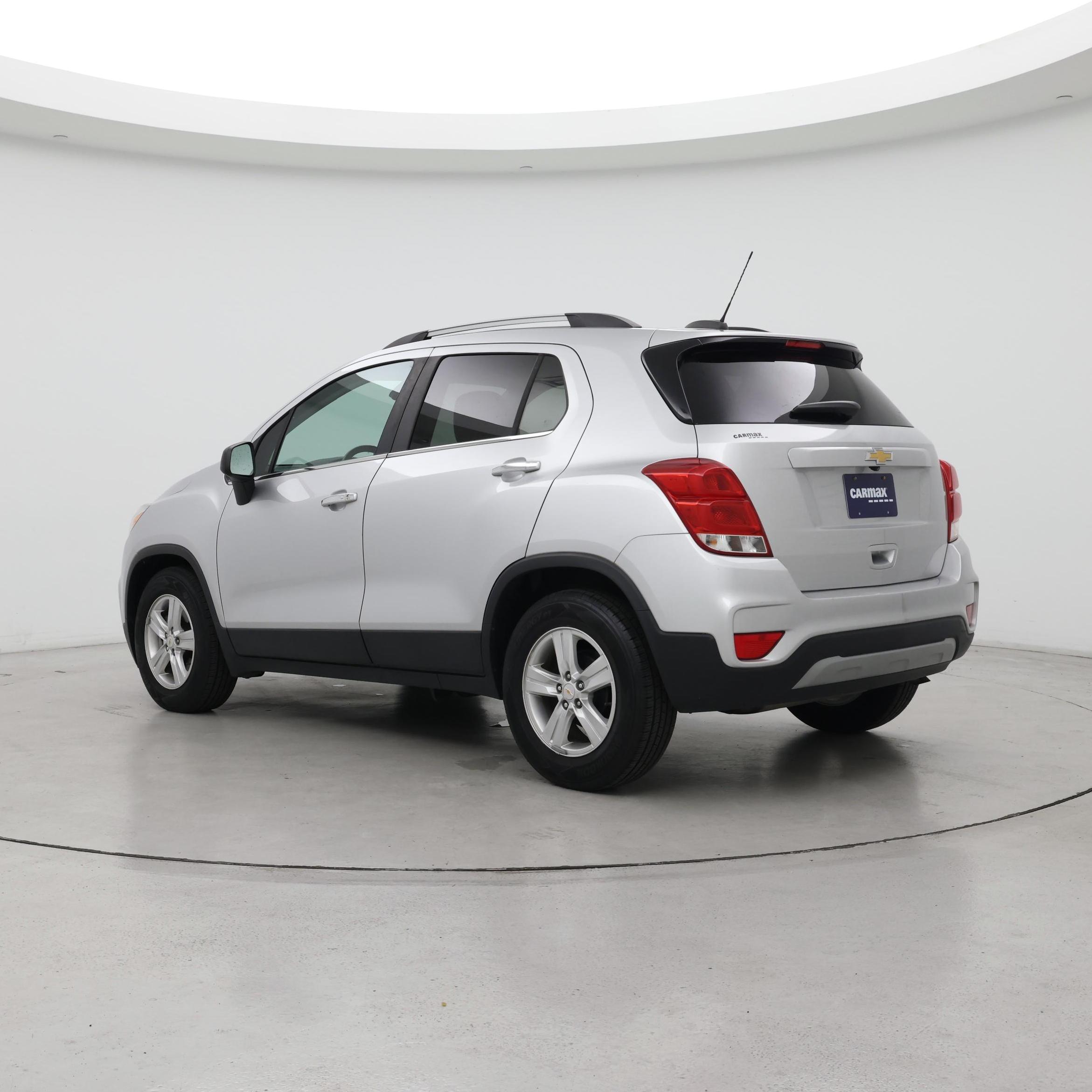 Thumbnail: 2019 Chevrolet Trax - 2
