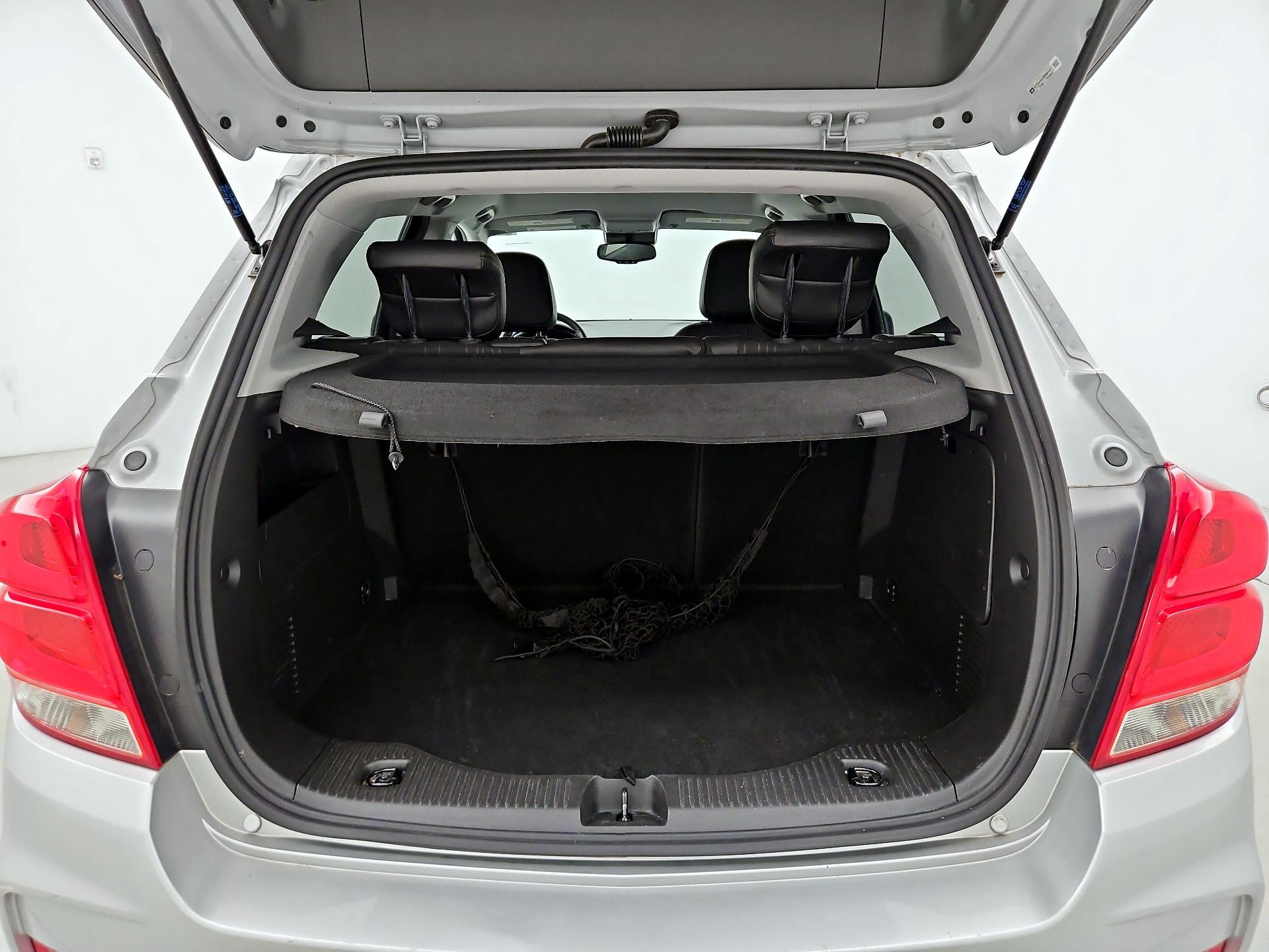 Thumbnail: 2019 Chevrolet Trax - 20