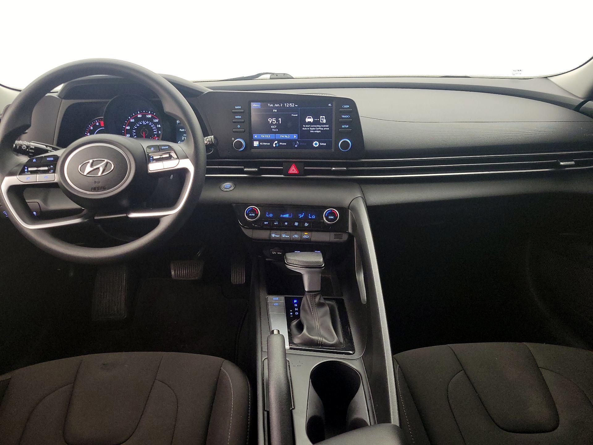 Thumbnail: 2023 Hyundai Elantra - 9