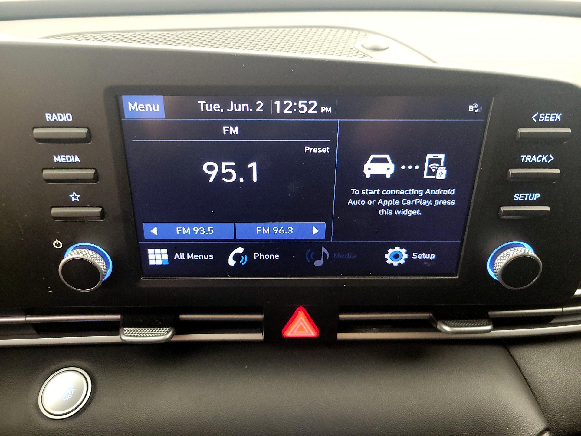 Thumbnail: 2023 Hyundai Elantra - 15
