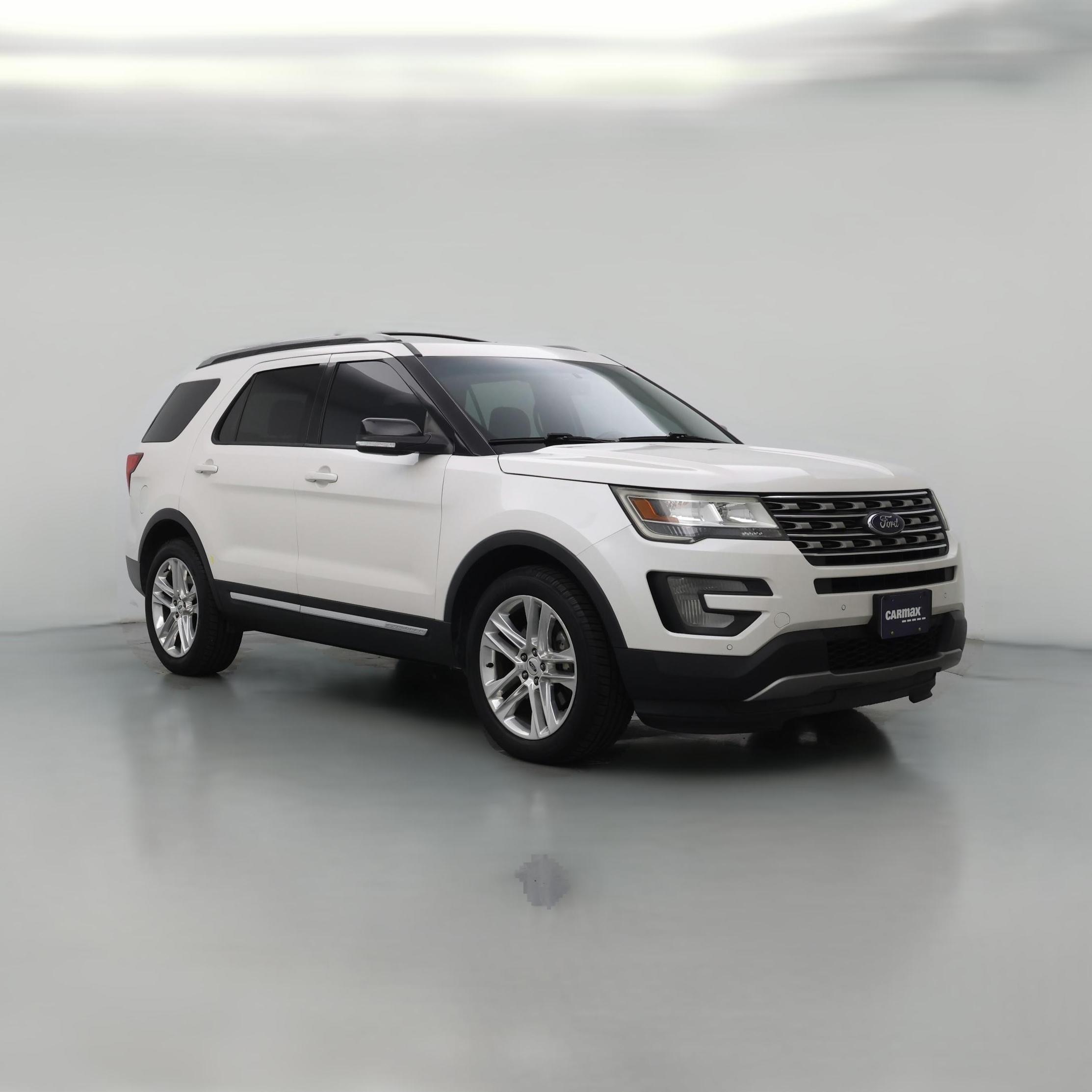Thumbnail: 2016 Ford Explorer - 1