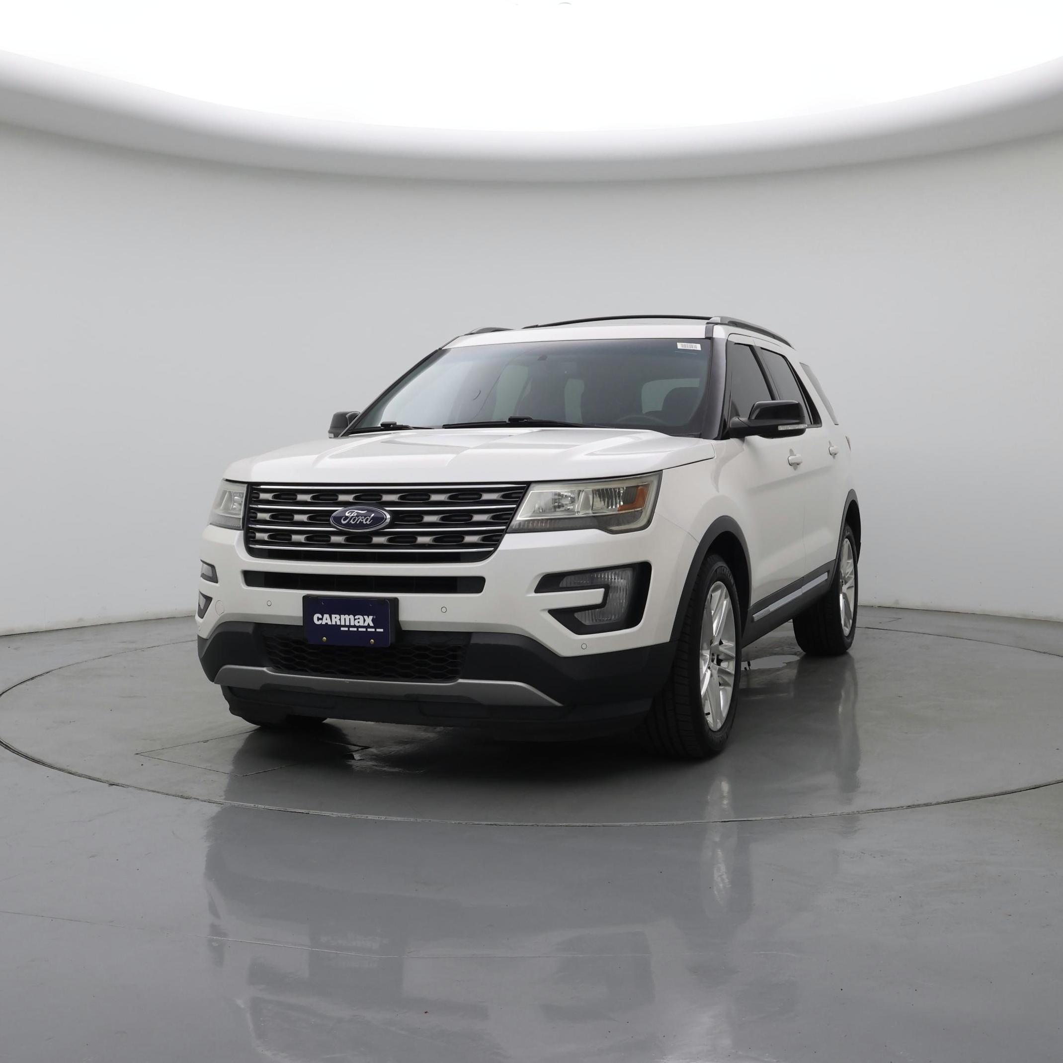 Thumbnail: 2016 Ford Explorer - 4