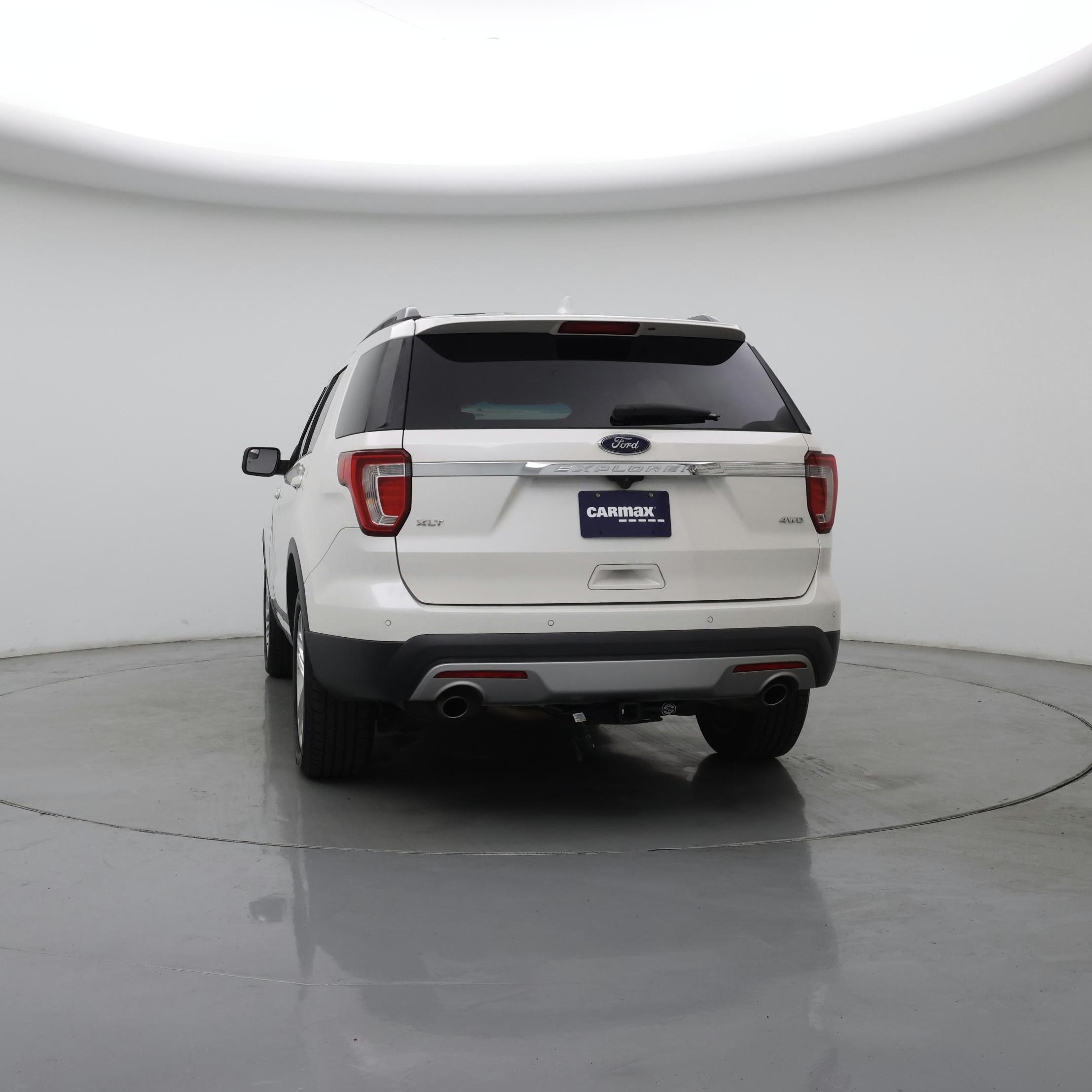 Thumbnail: 2016 Ford Explorer - 6