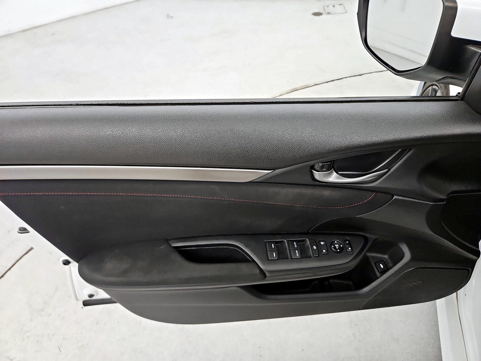 Thumbnail: 2019 Honda Civic - 12