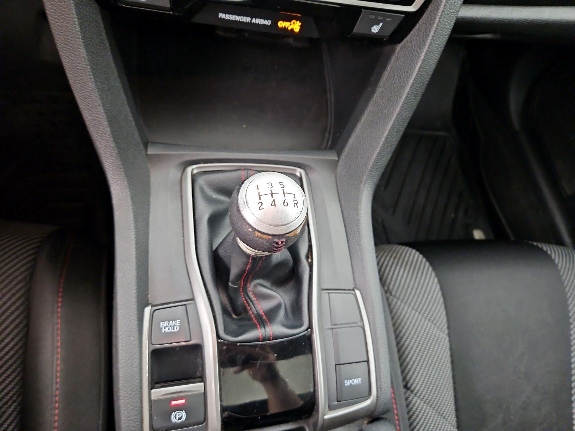 Thumbnail: 2019 Honda Civic - 17