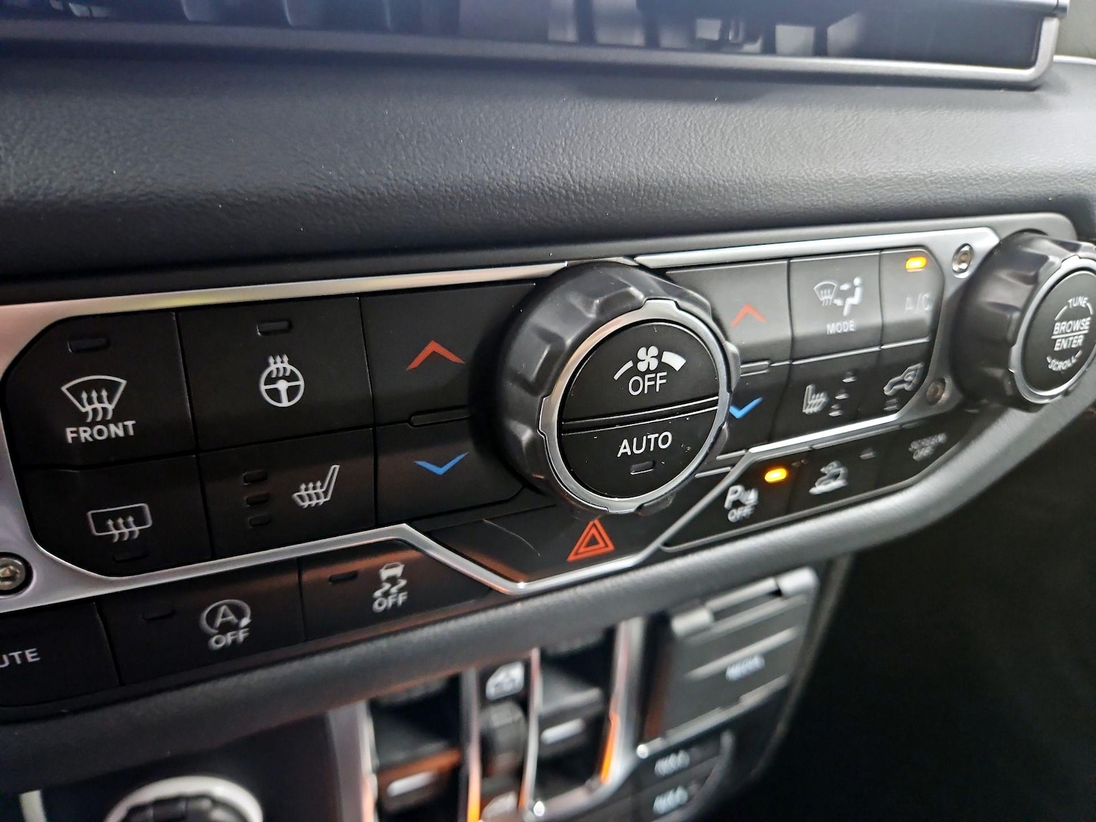 2024 Jeep Gladiator Mojave X - Photo 18