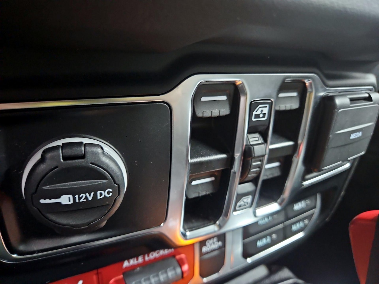 2024 Jeep Gladiator Mojave X - Photo 20