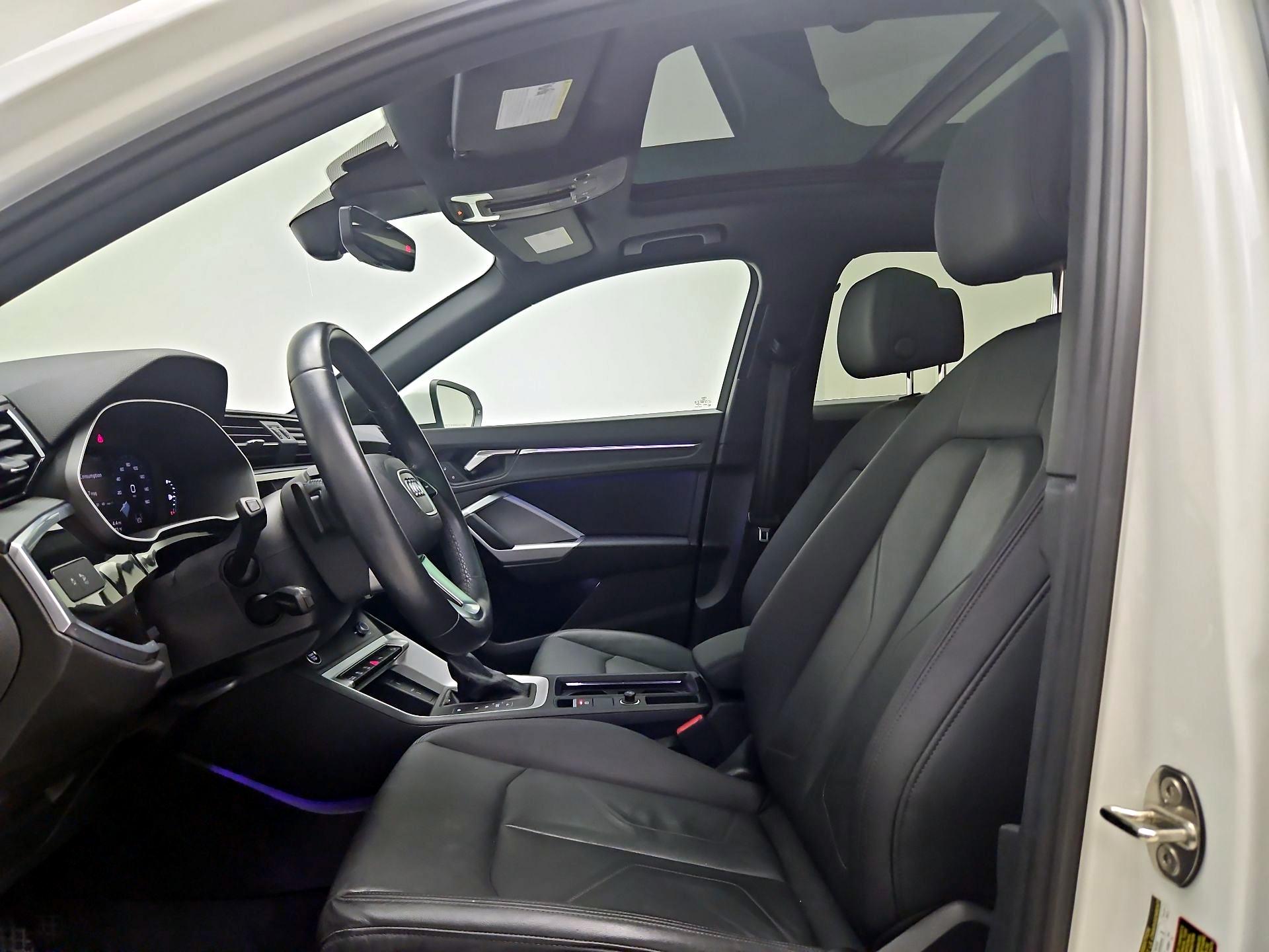 Thumbnail: 2022 Audi Q3 - 19