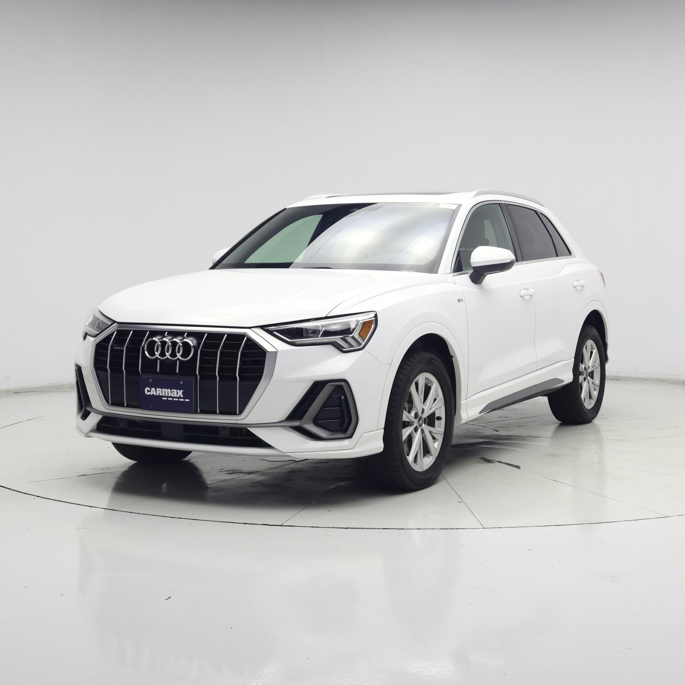 Thumbnail: 2022 Audi Q3 - 4
