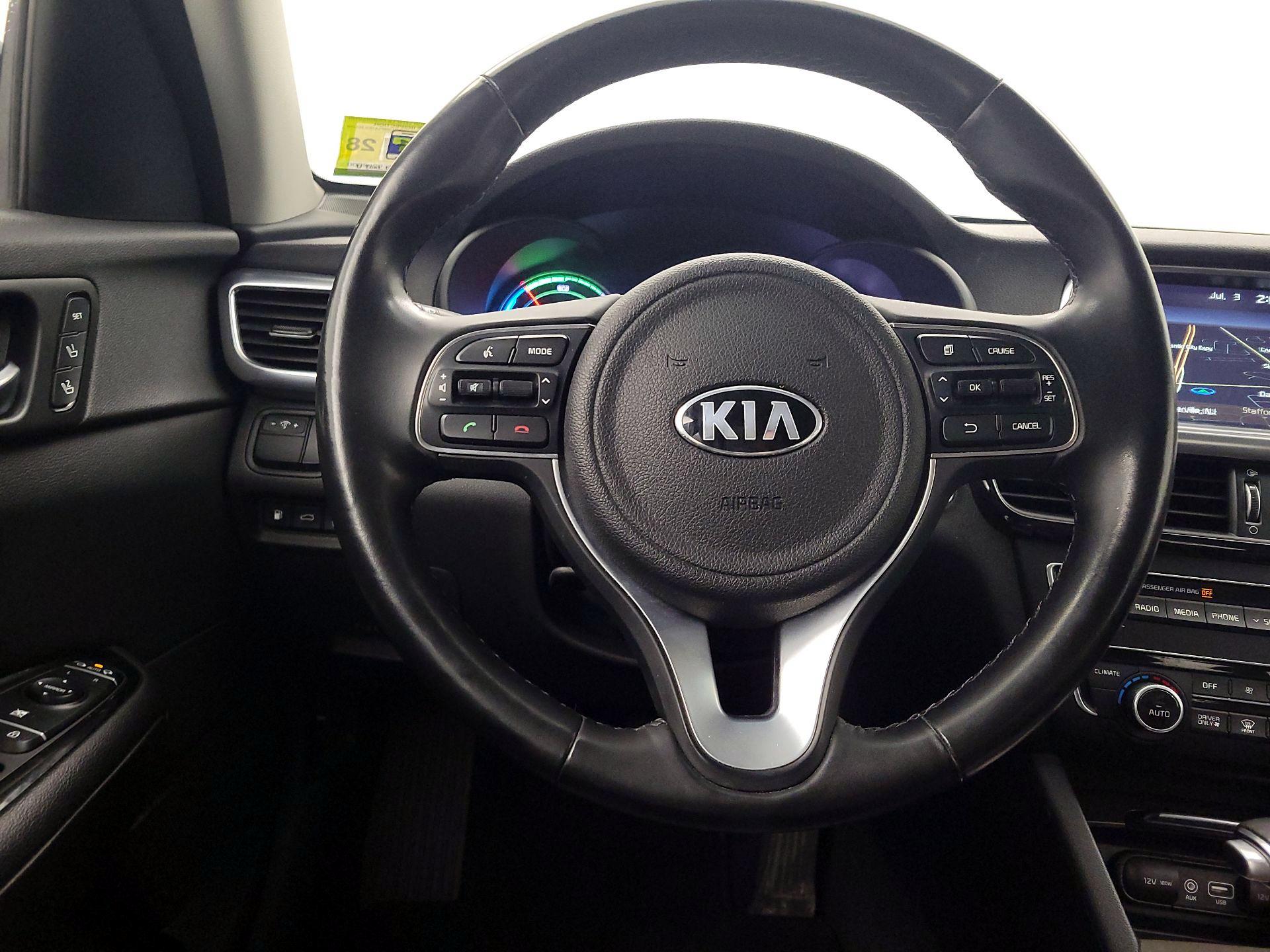Thumbnail: 2017 Kia Optima - 10