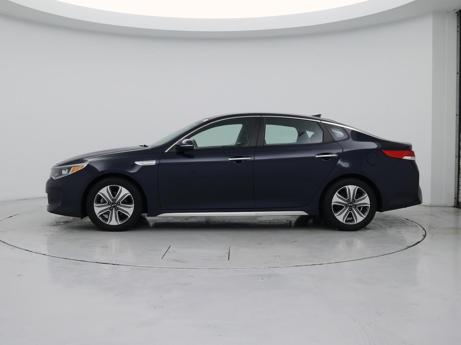 2017 Kia Optima EX Hybrid - Photo 4